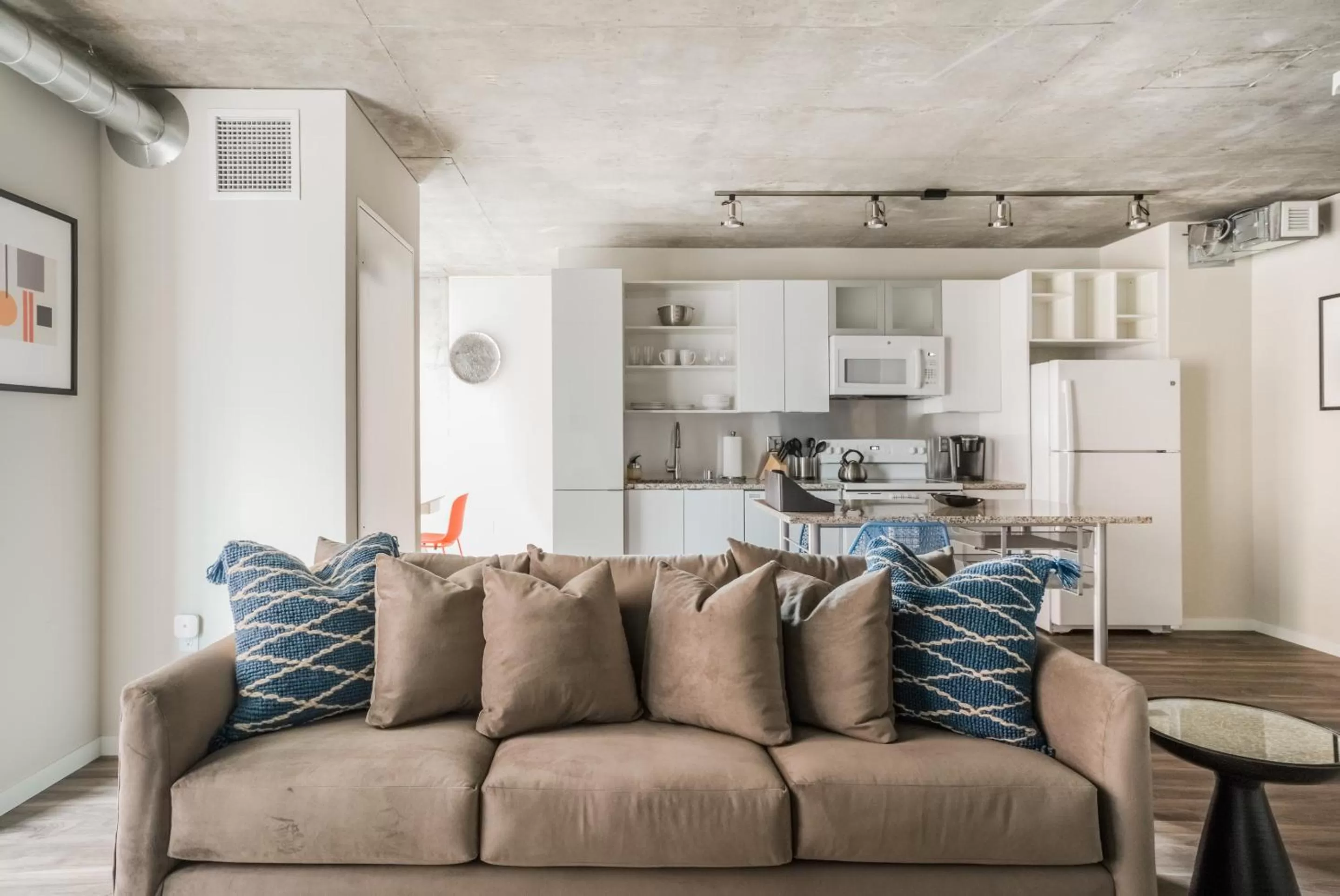 Seating Area in Mint House Minneapolis - Downtown West