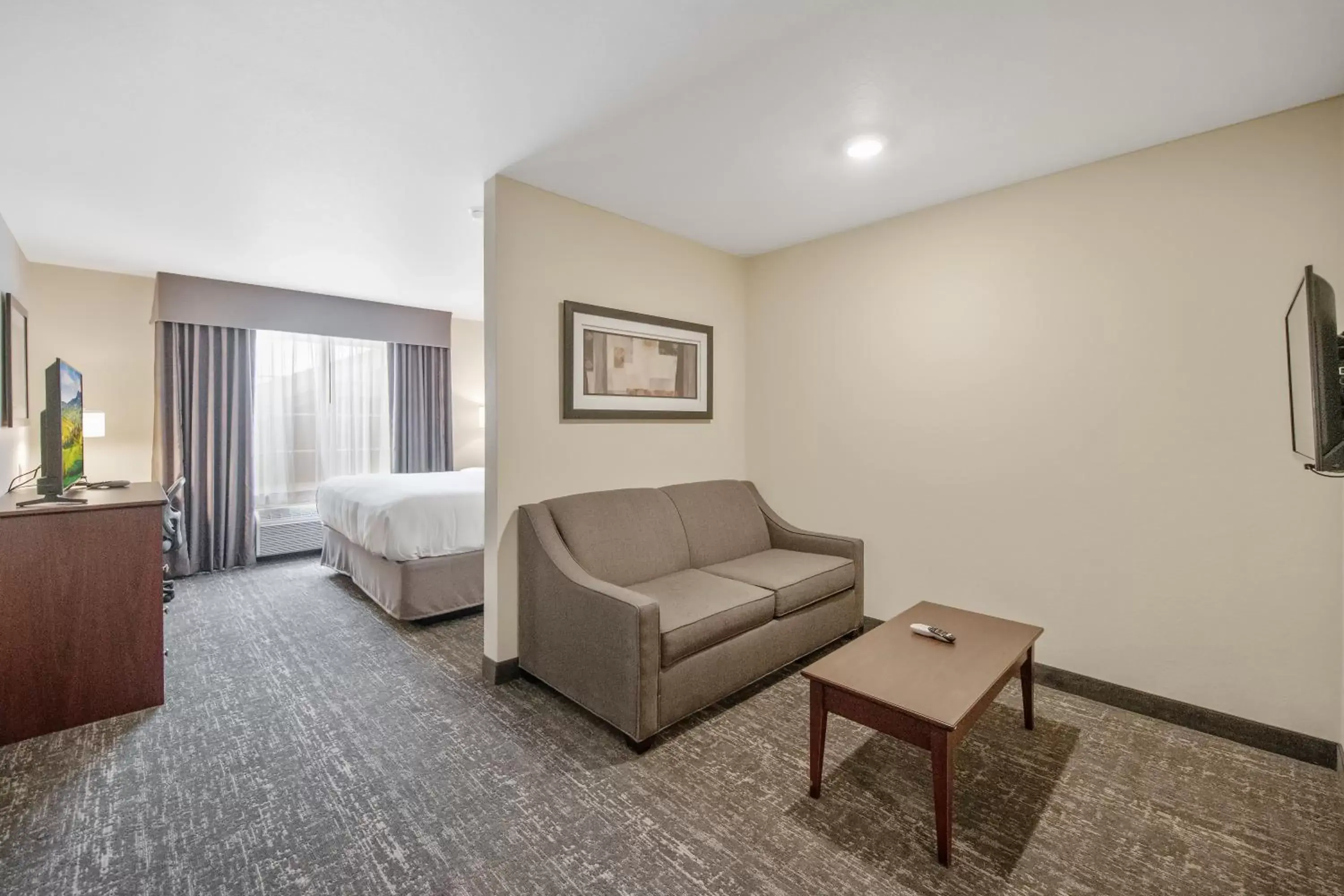 Studio - Disability Access in Cobblestone Hotel & Suites - Two Rivers Studio - Disability Access in Cobblestone Hotel & Suites - Two Rivers