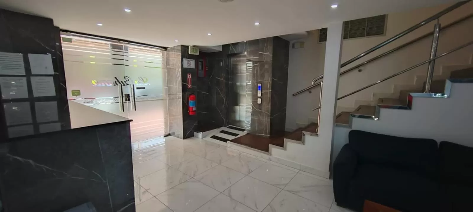 elevator, Lobby/Reception in La Cubana Hotel & Suites