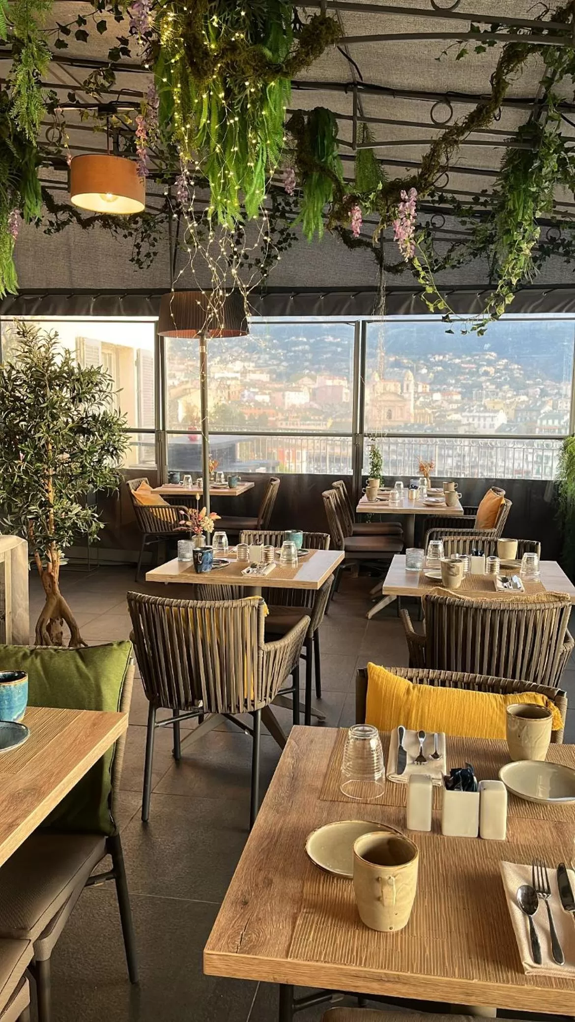 Property building in Hôtel Des Gouverneurs