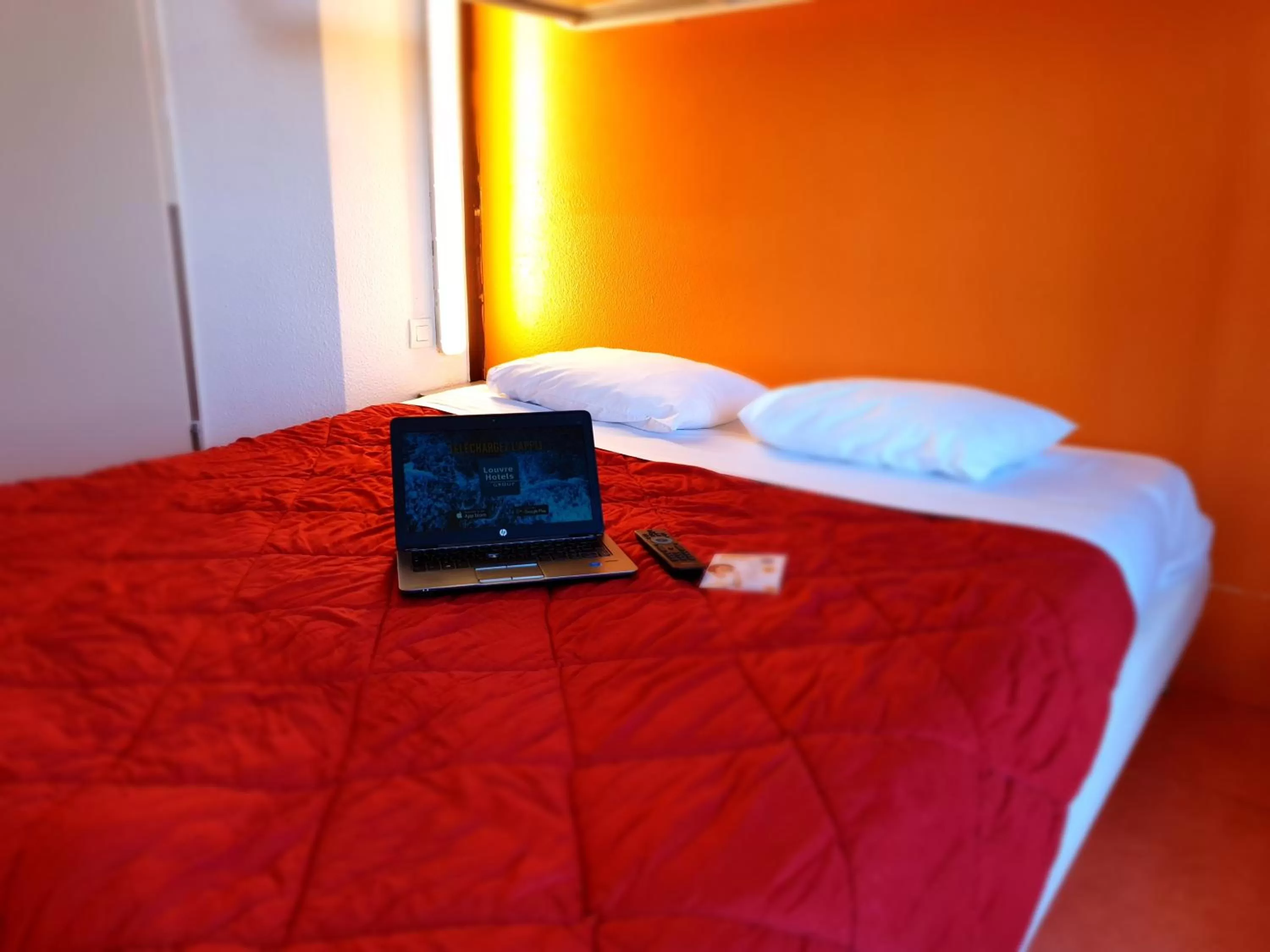 Bed in Premiere Classe Nancy Est Essey