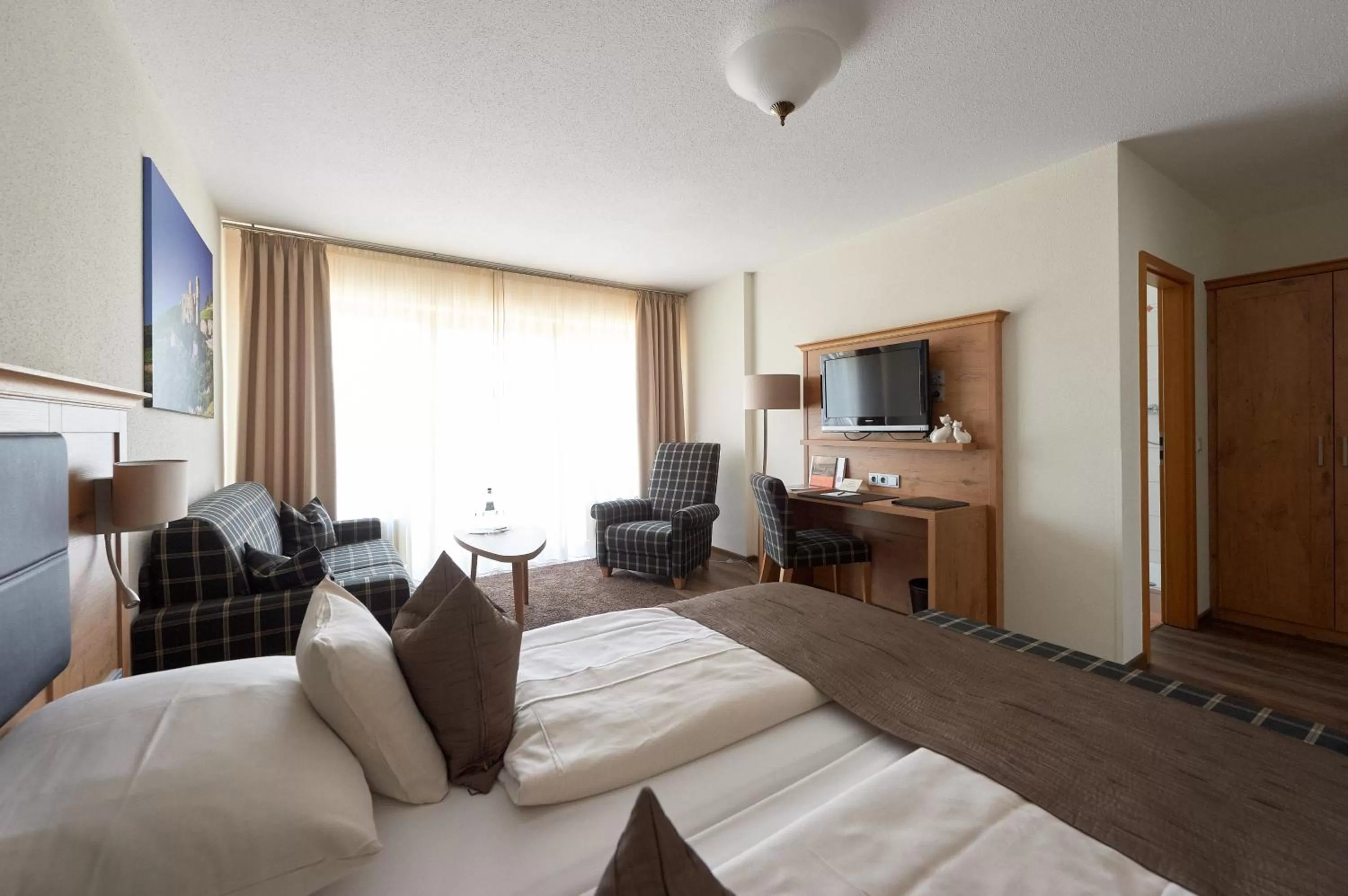 Photo of the whole room, Bed in Fetzers Landhotel