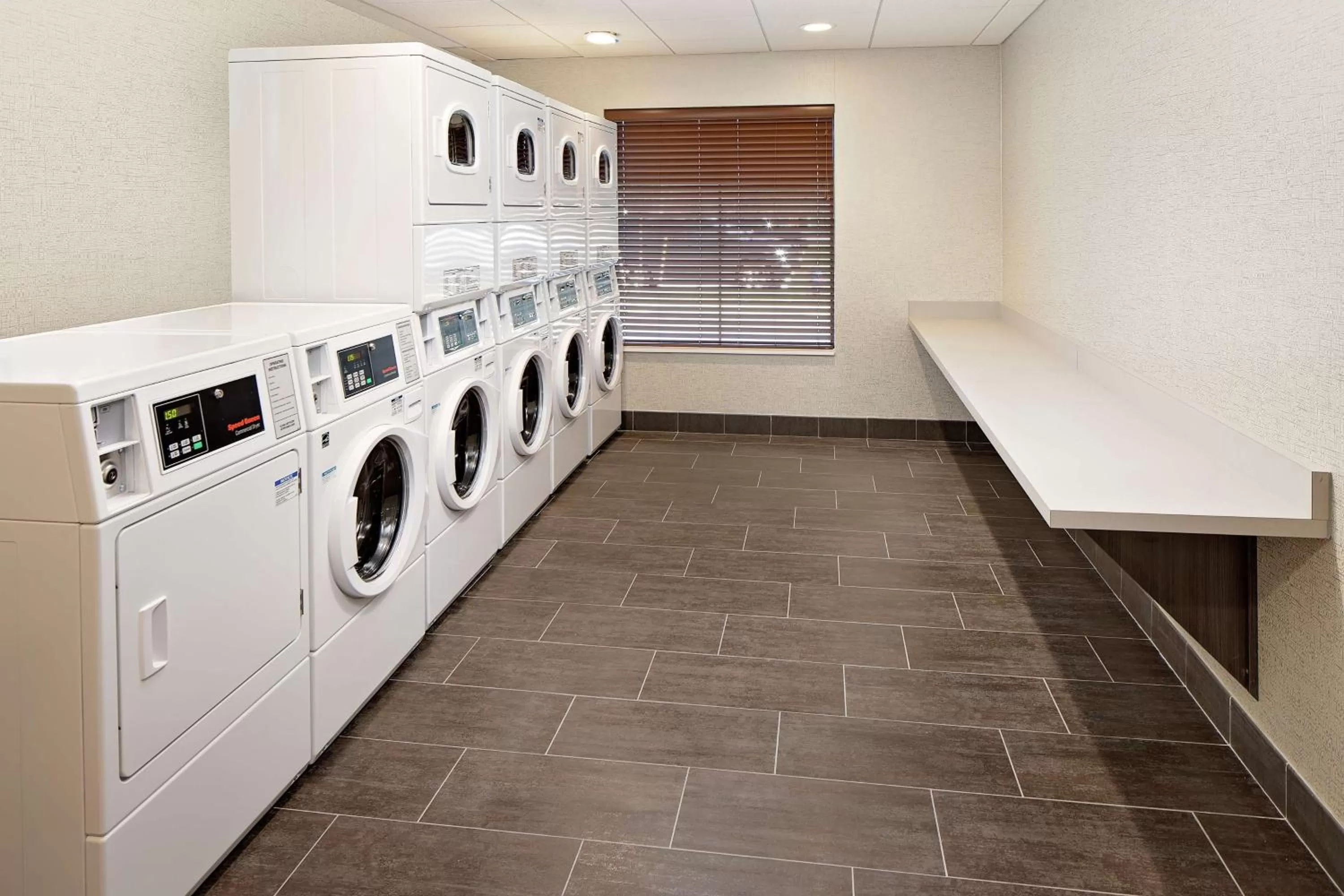 Property building in Homewood Suites By Hilton Ronkonkoma