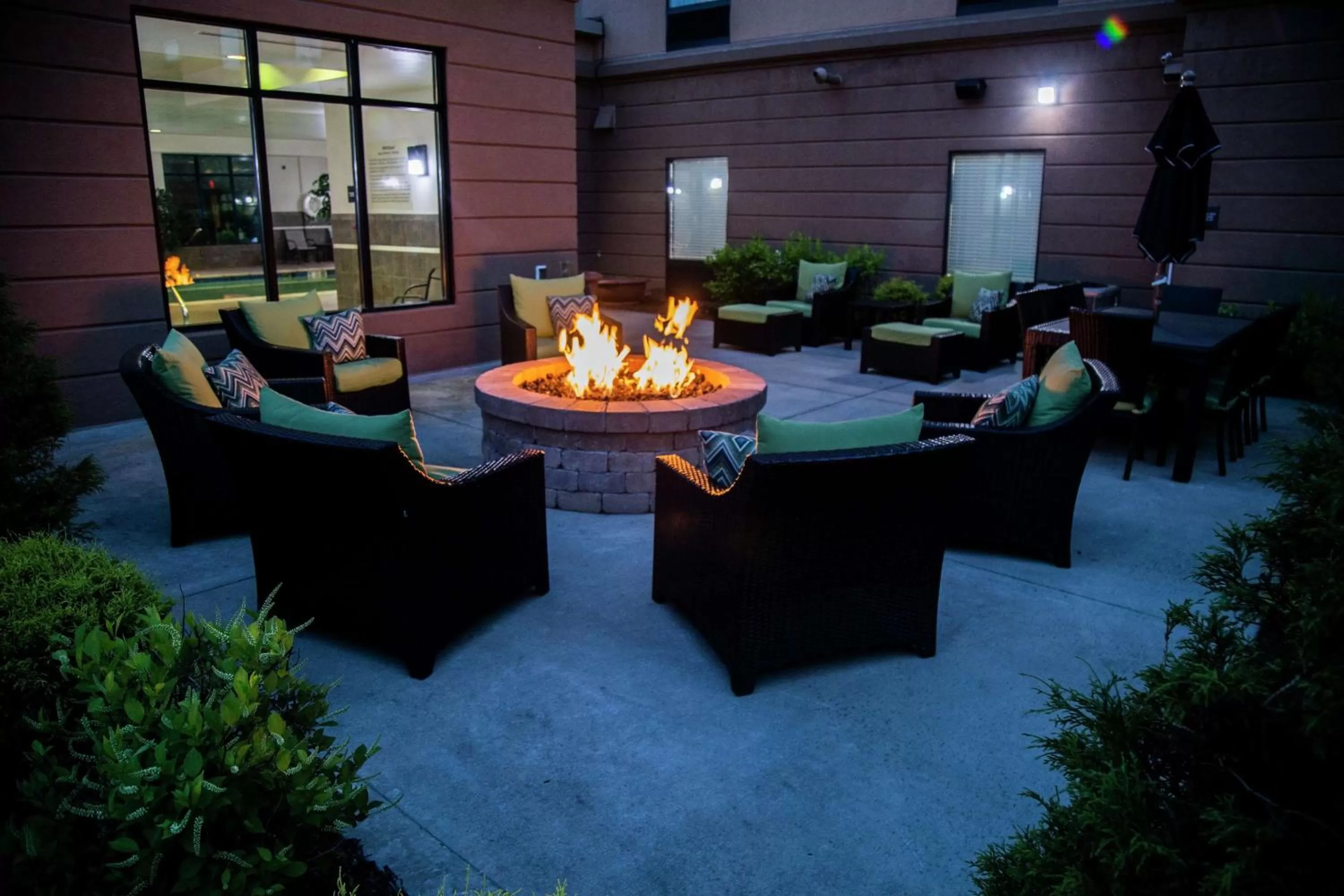 Patio in Hampton Inn & Suites Sharon