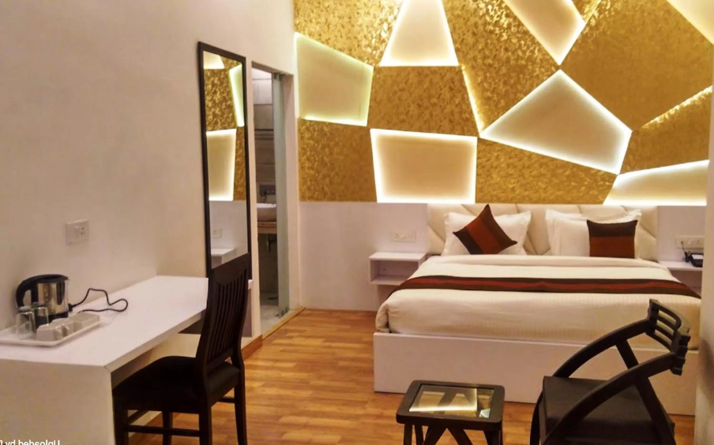 Bed in DIEU Sallow royal suites