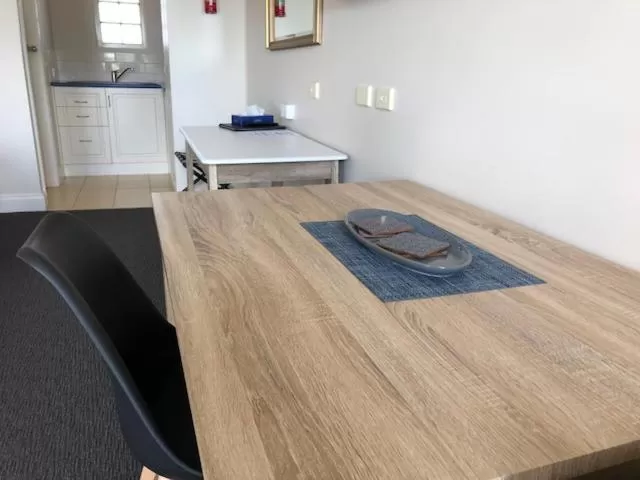 Ashmont Motel and Apartments