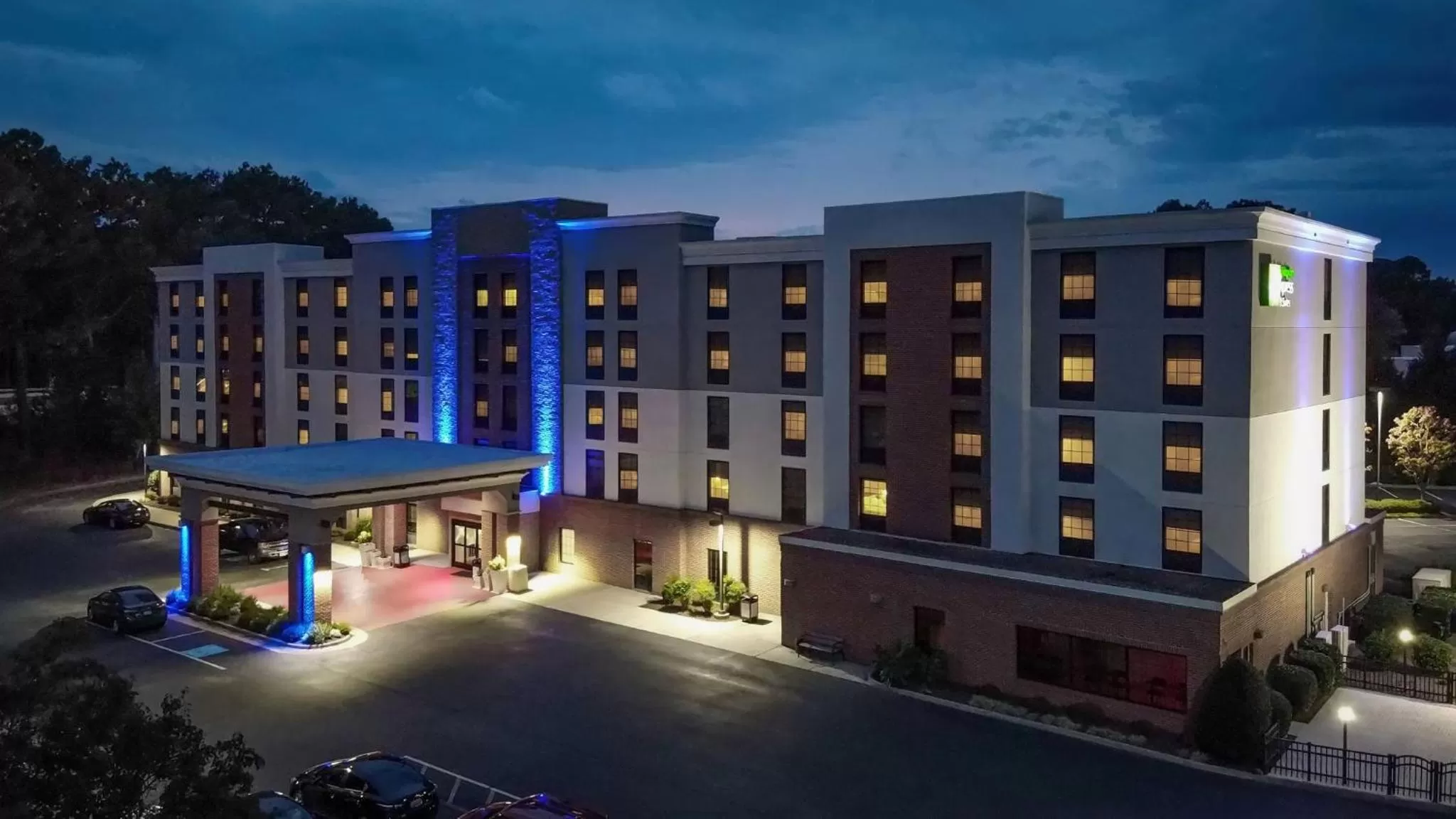 Property building in Holiday Inn Express & Suites Newport News by IHG