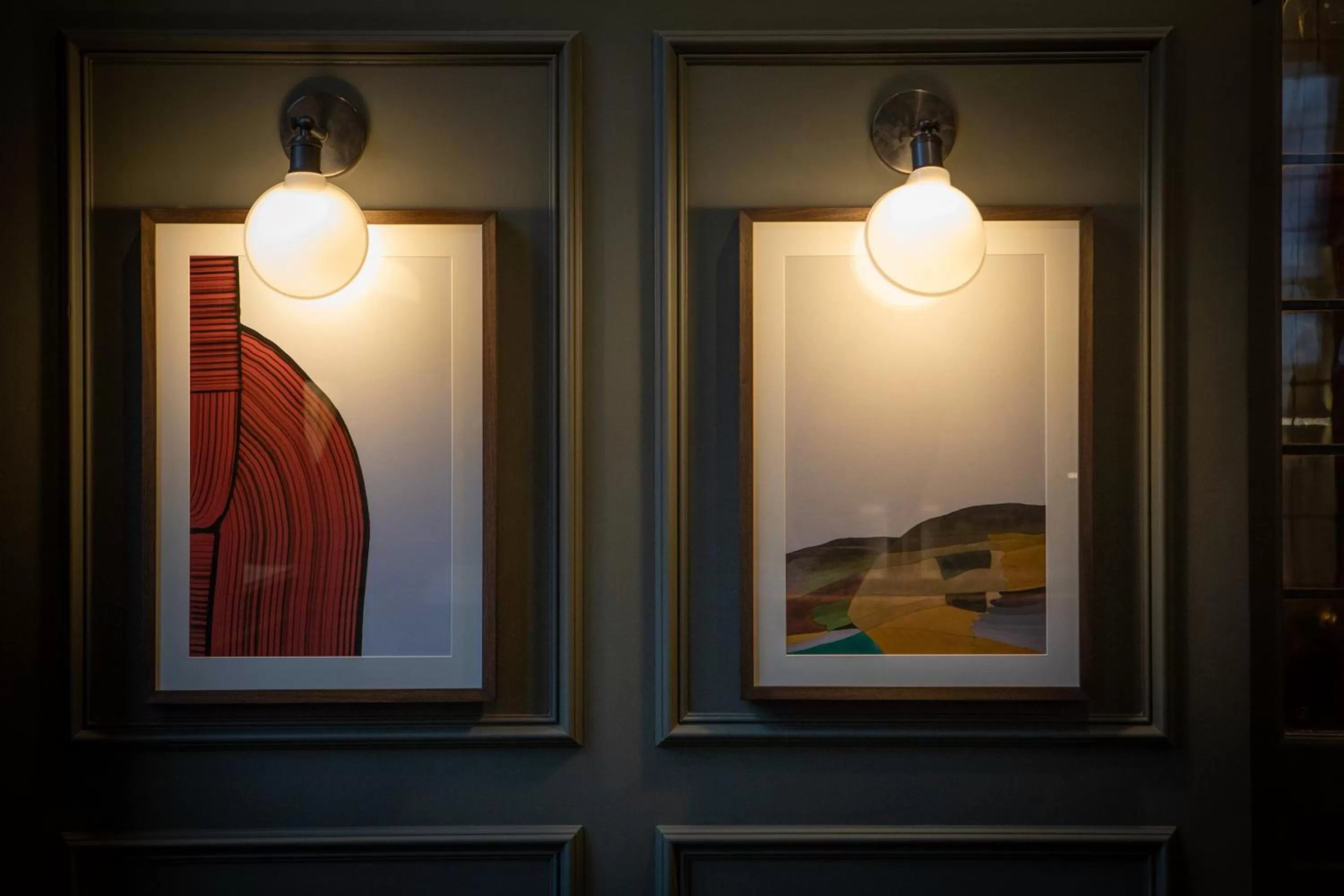 Lounge or bar in The Samuel Ryder Hotel St Albans, Tapestry Collection Hilton