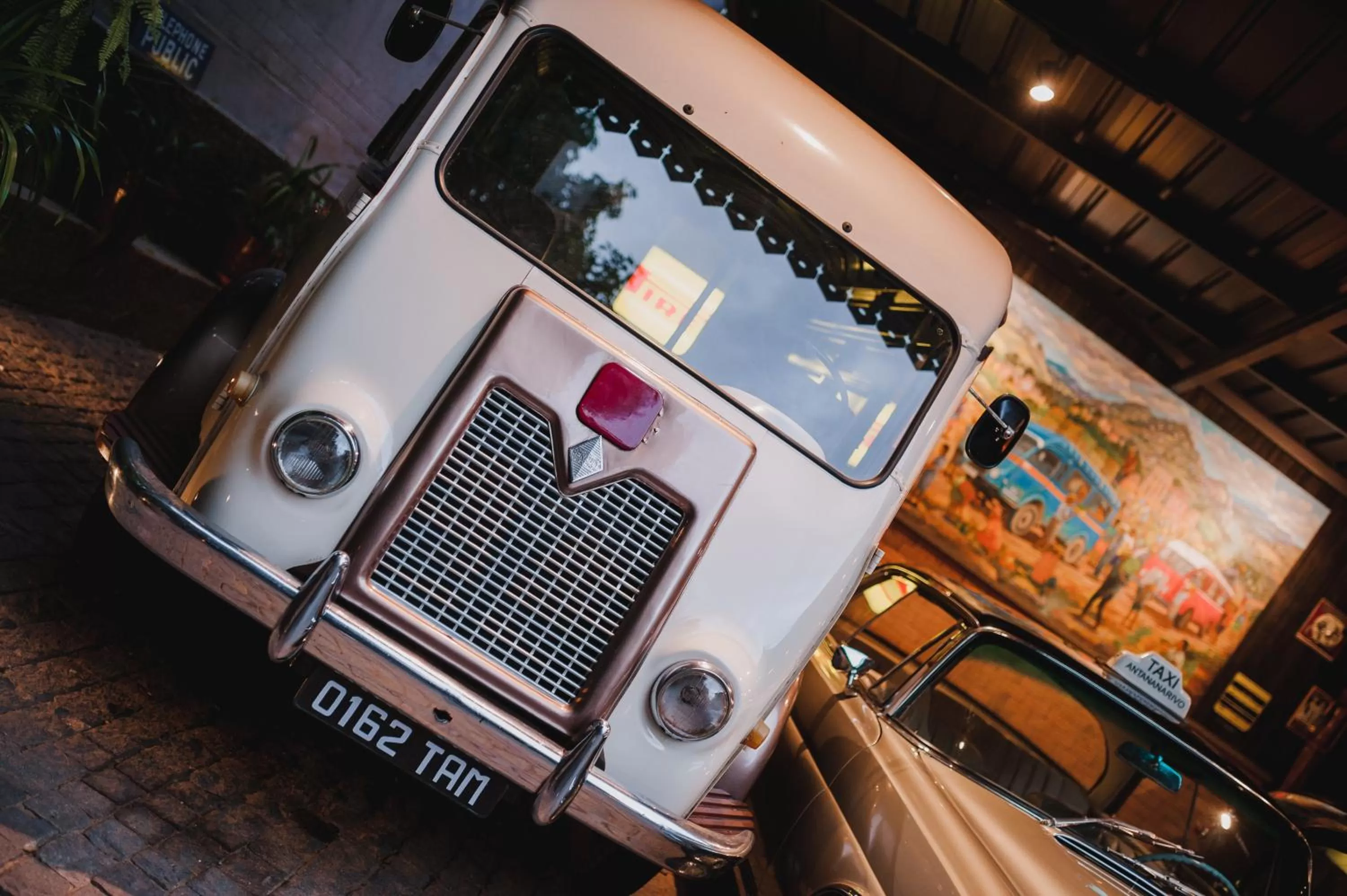 Decorative detail in La Varangue