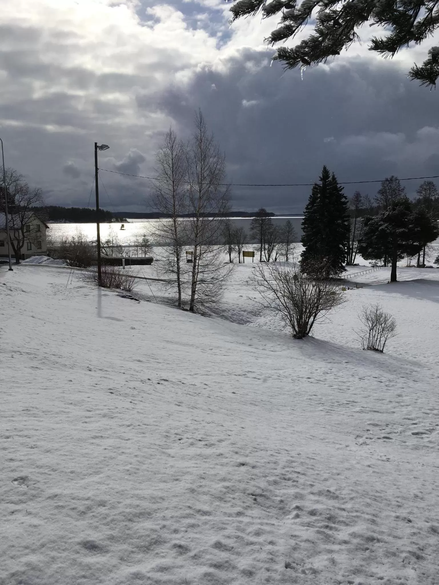 Winter in Cafe-Restaurant & Hotel Saima