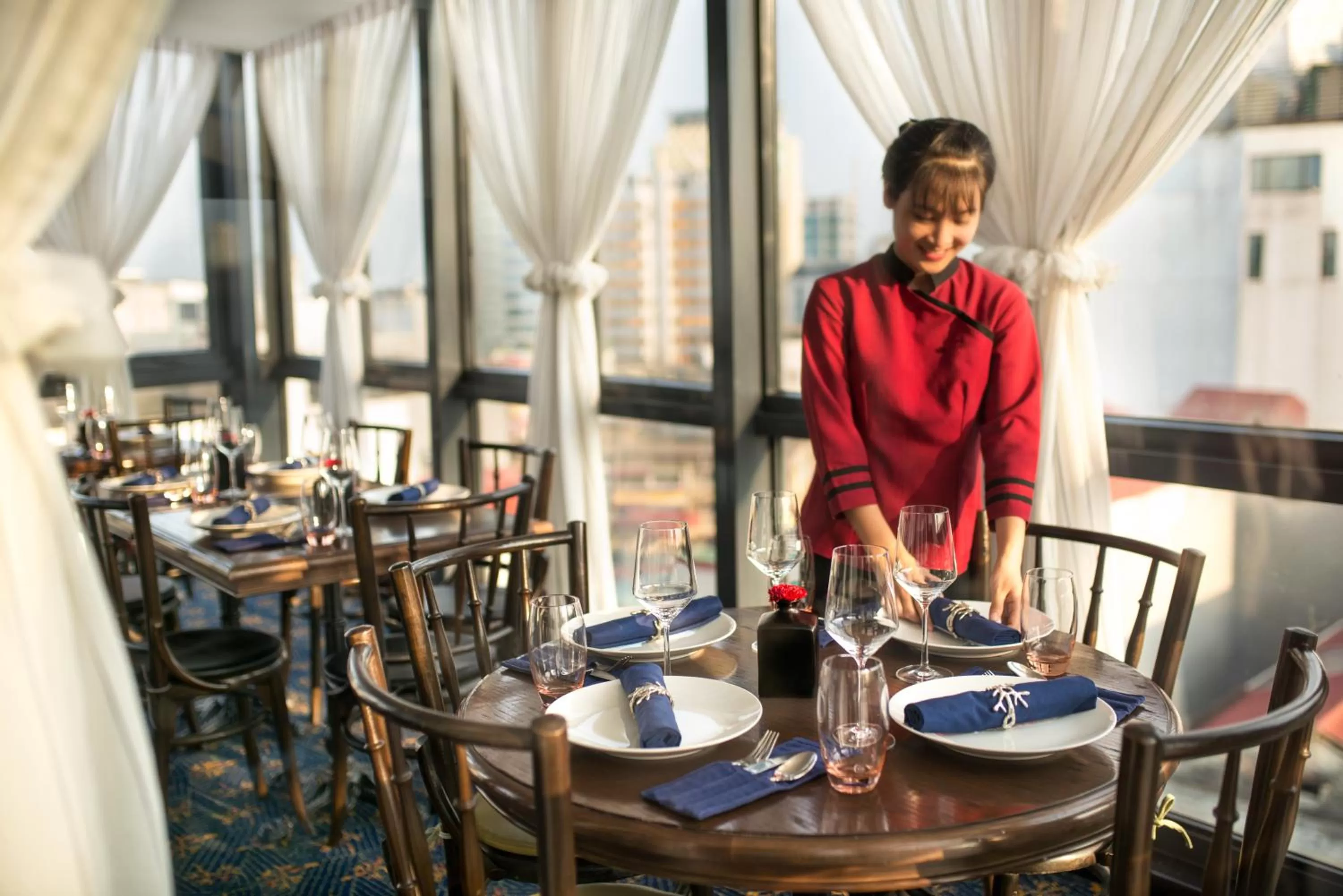 Restaurant/places to eat in La Nueva Boutique Hotel Hanoi & Spa