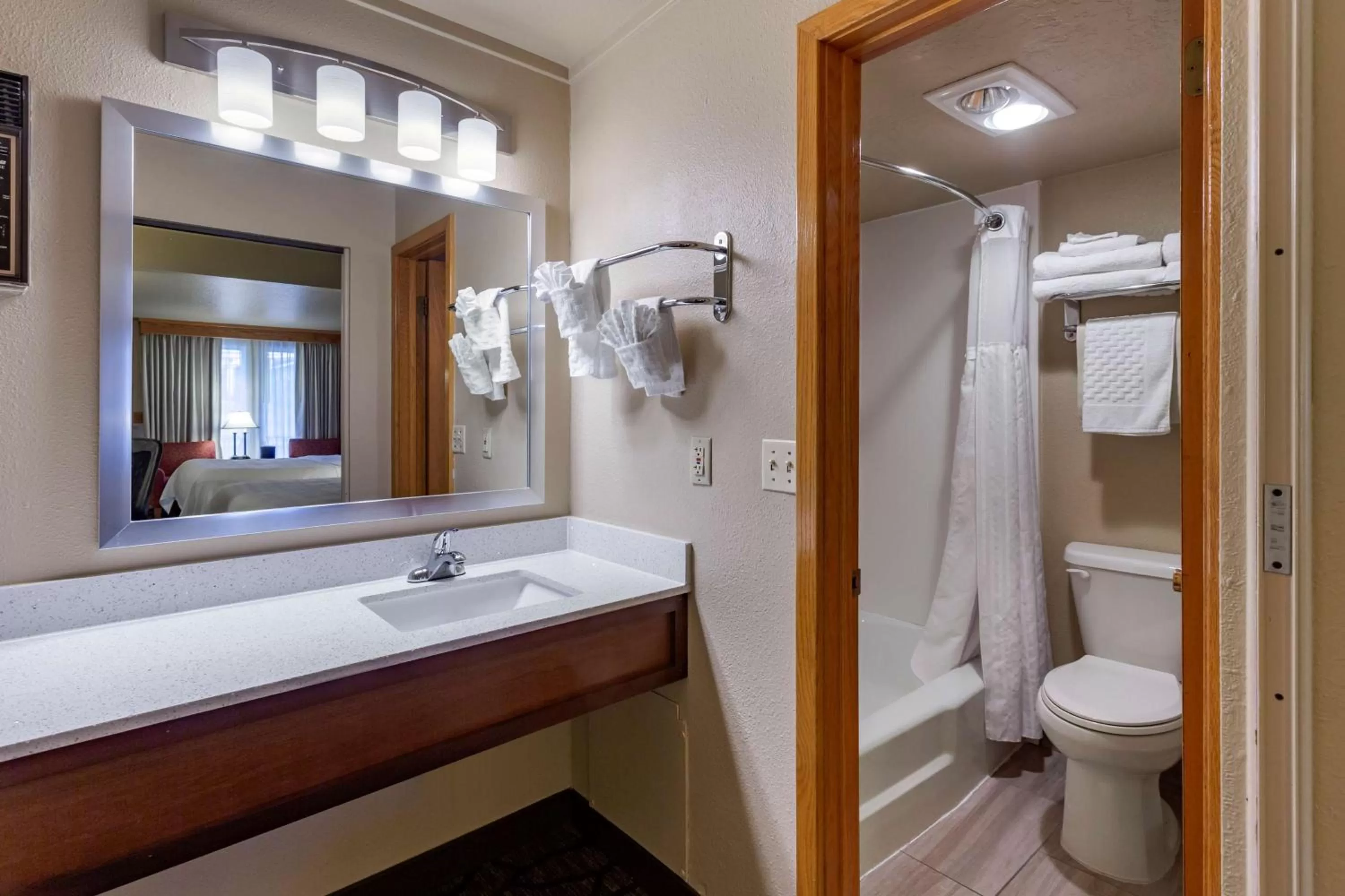 Bathroom in Best Western Dunmar Inn