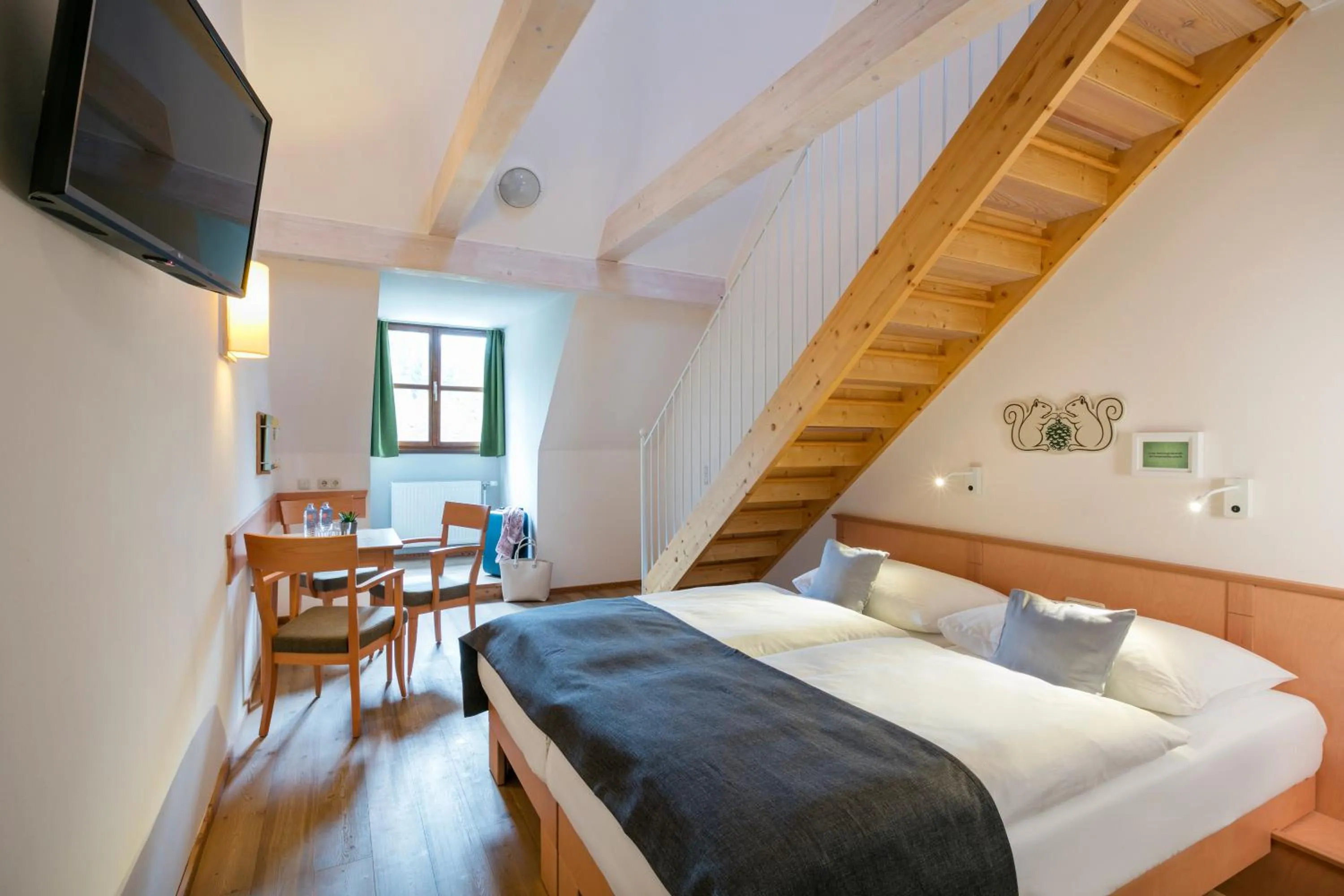 Photo of the whole room in JUFA Hotel Schloss Röthelstein