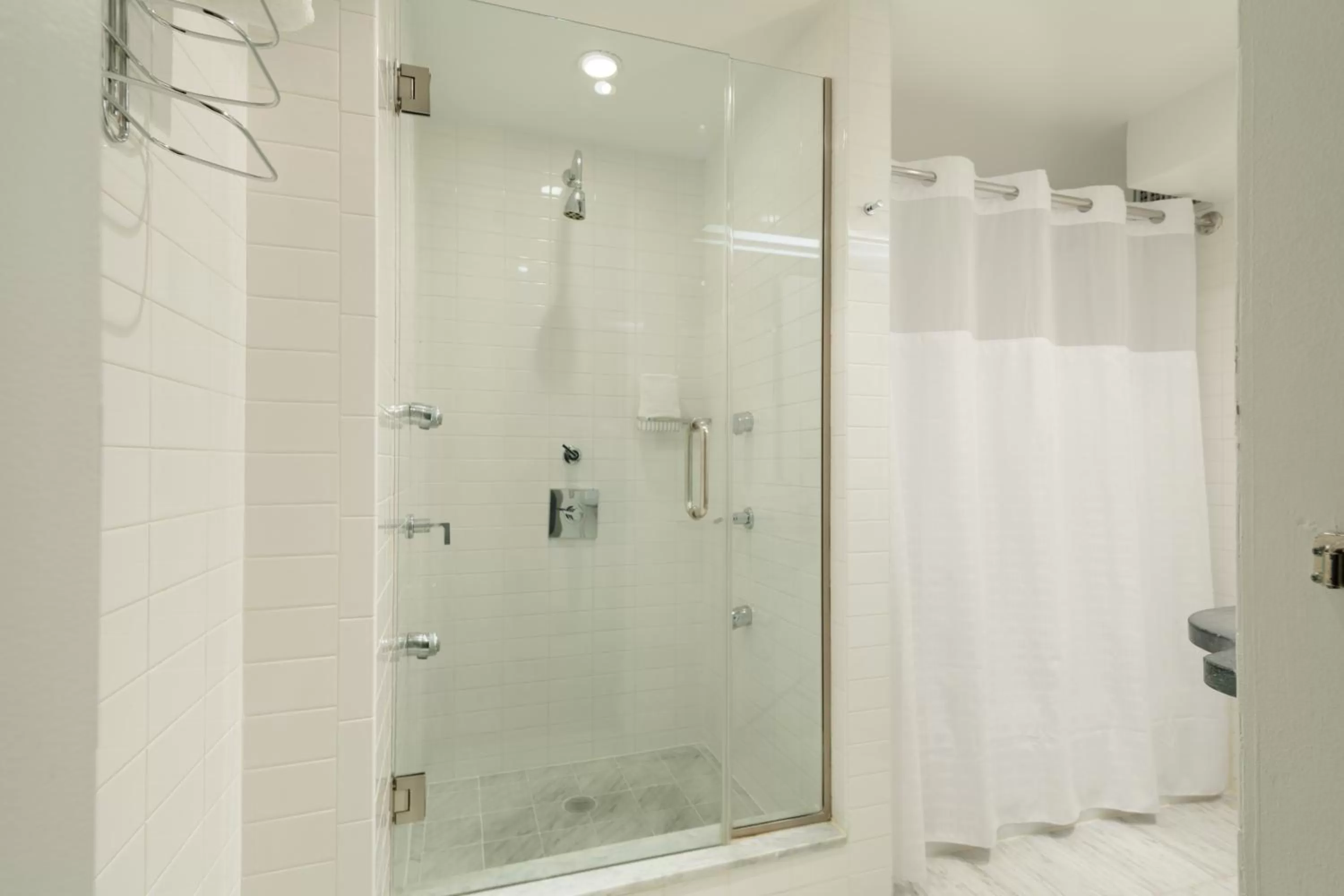 Bathroom in Shoreham Hotel