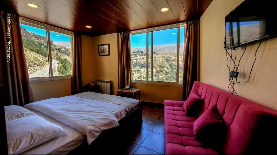 Deluxe Double Room in Hotel L'Aiglon