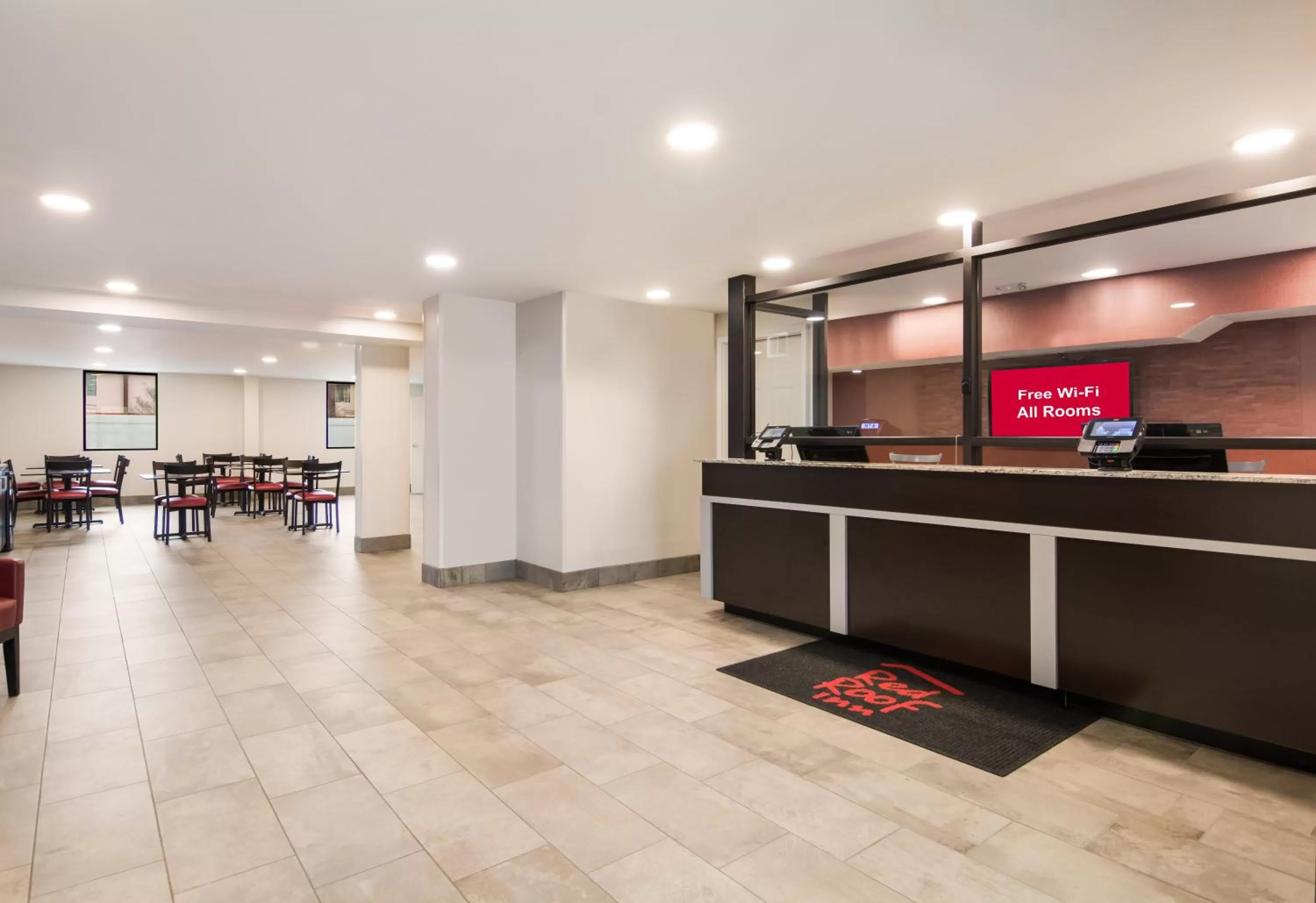Lobby or reception in Red Roof Inn Chester