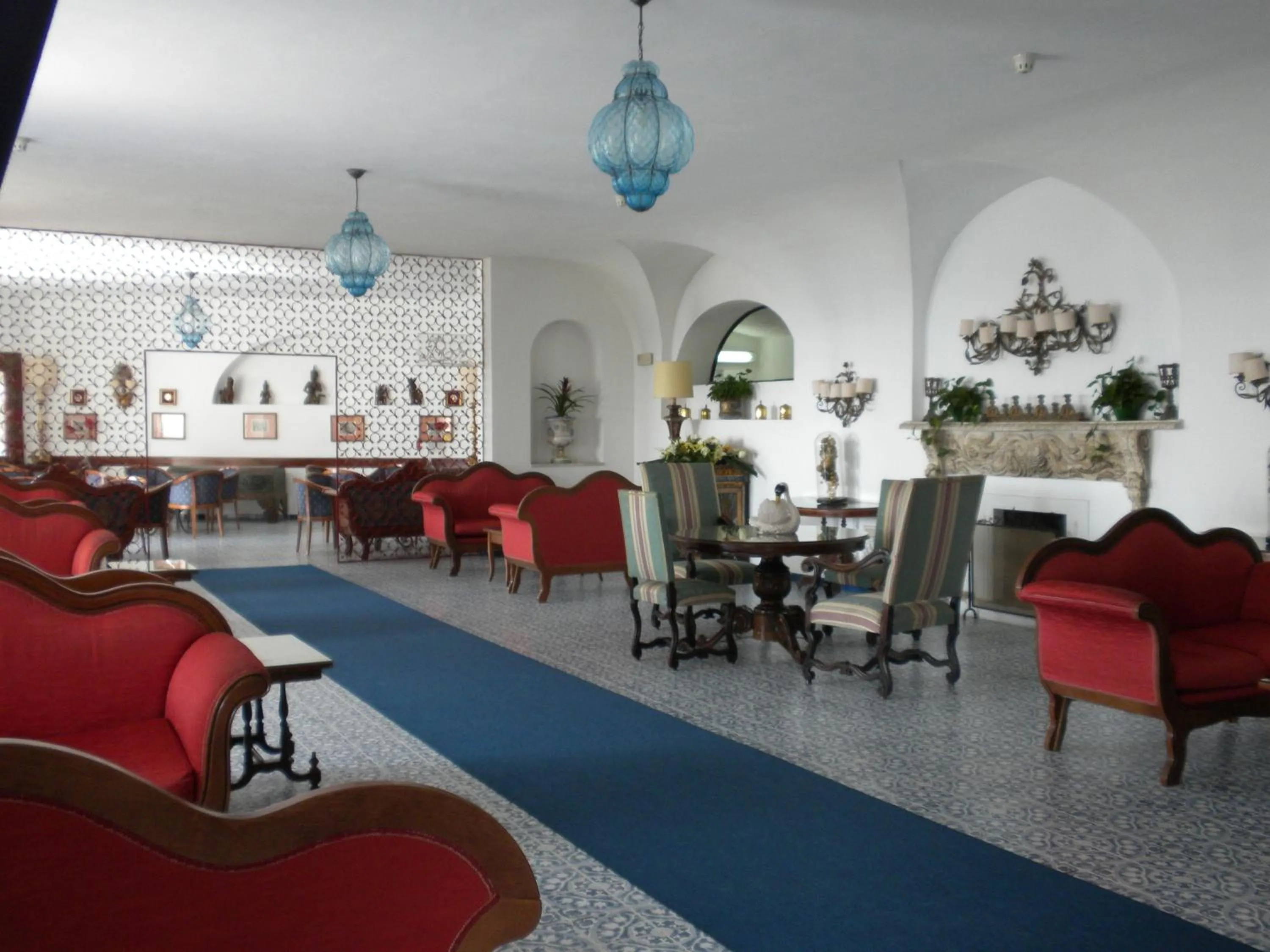 Lounge or bar in Arathena Rocks Hotel