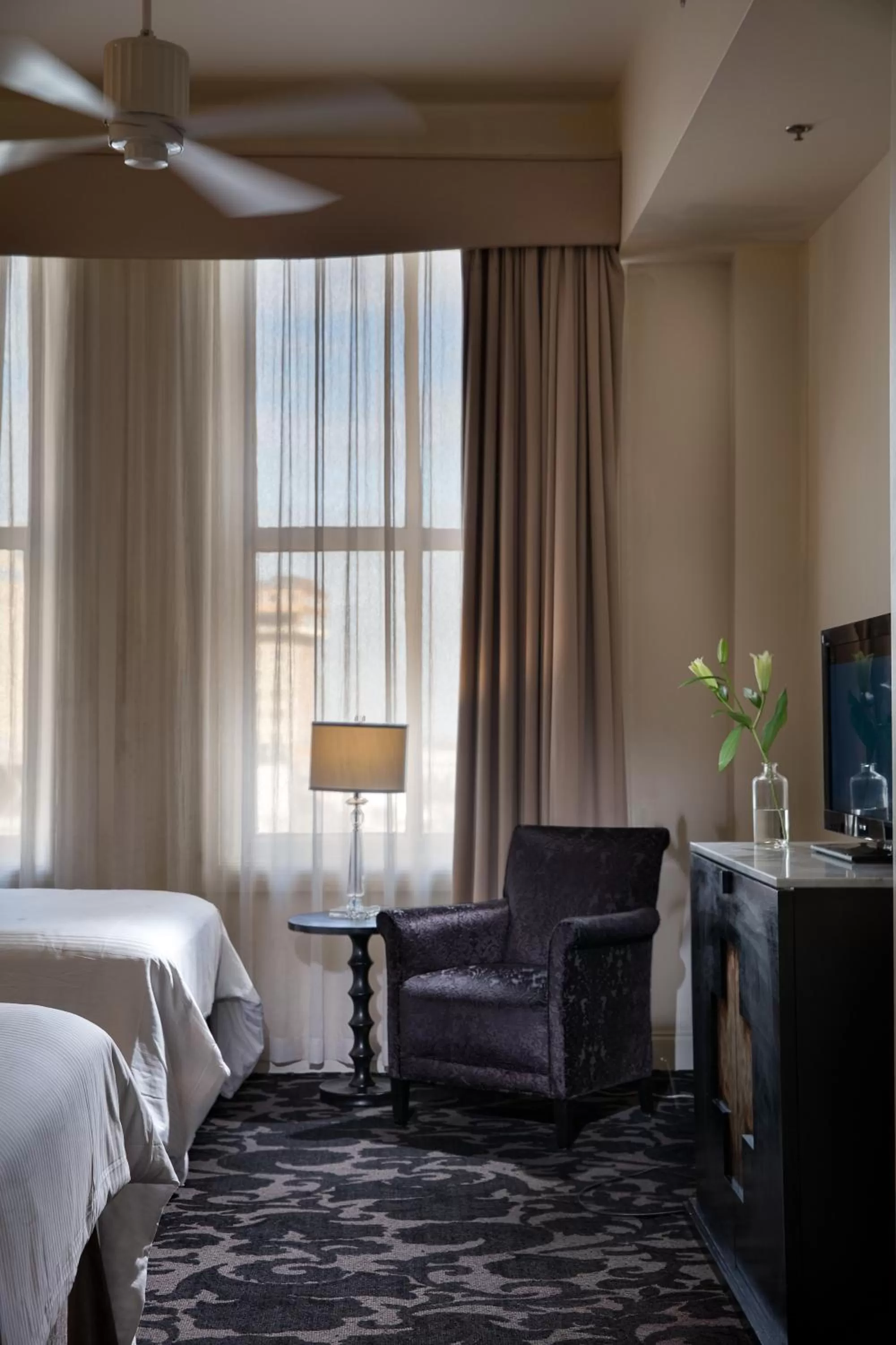 Bedroom, Bed in International House Hotel