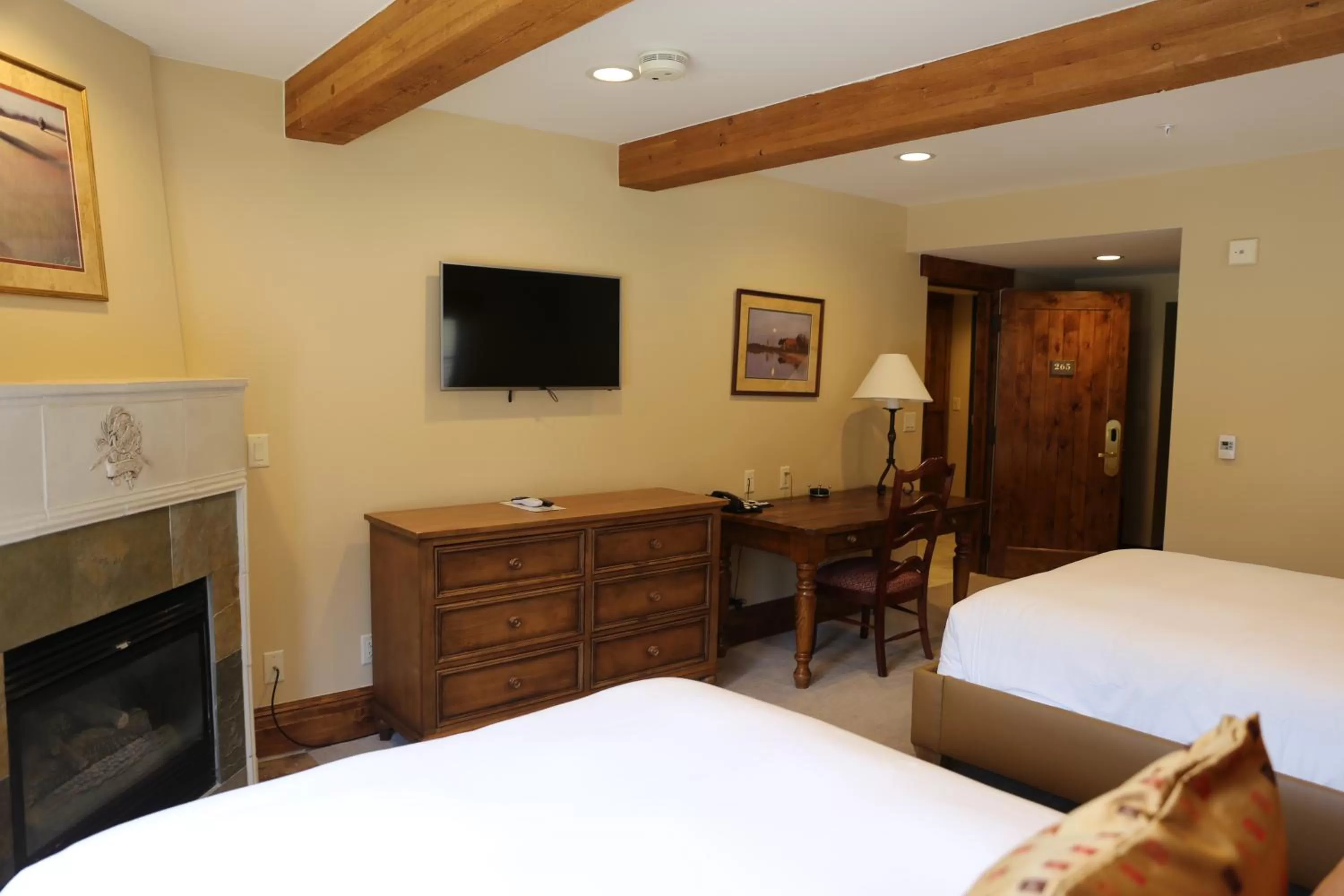 Bed in The Chateaux Deer Valley