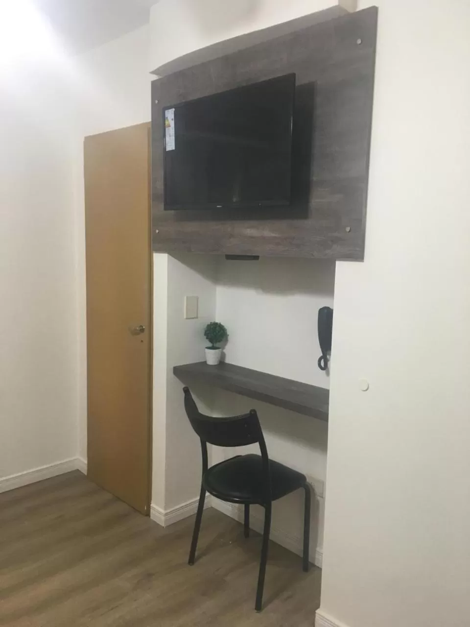 Bedroom, TV/Entertainment Center in Hotel ATEPSA