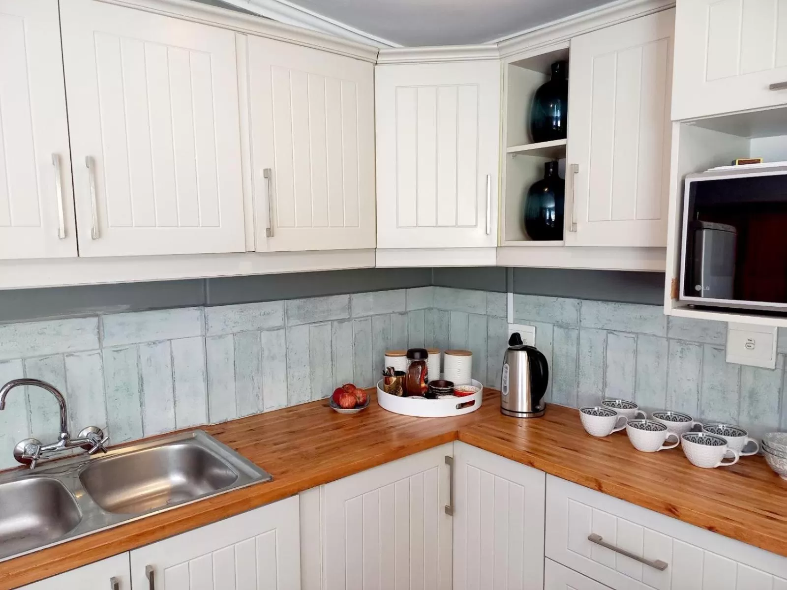 Dining area, Kitchen/Kitchenette in Villa Roc