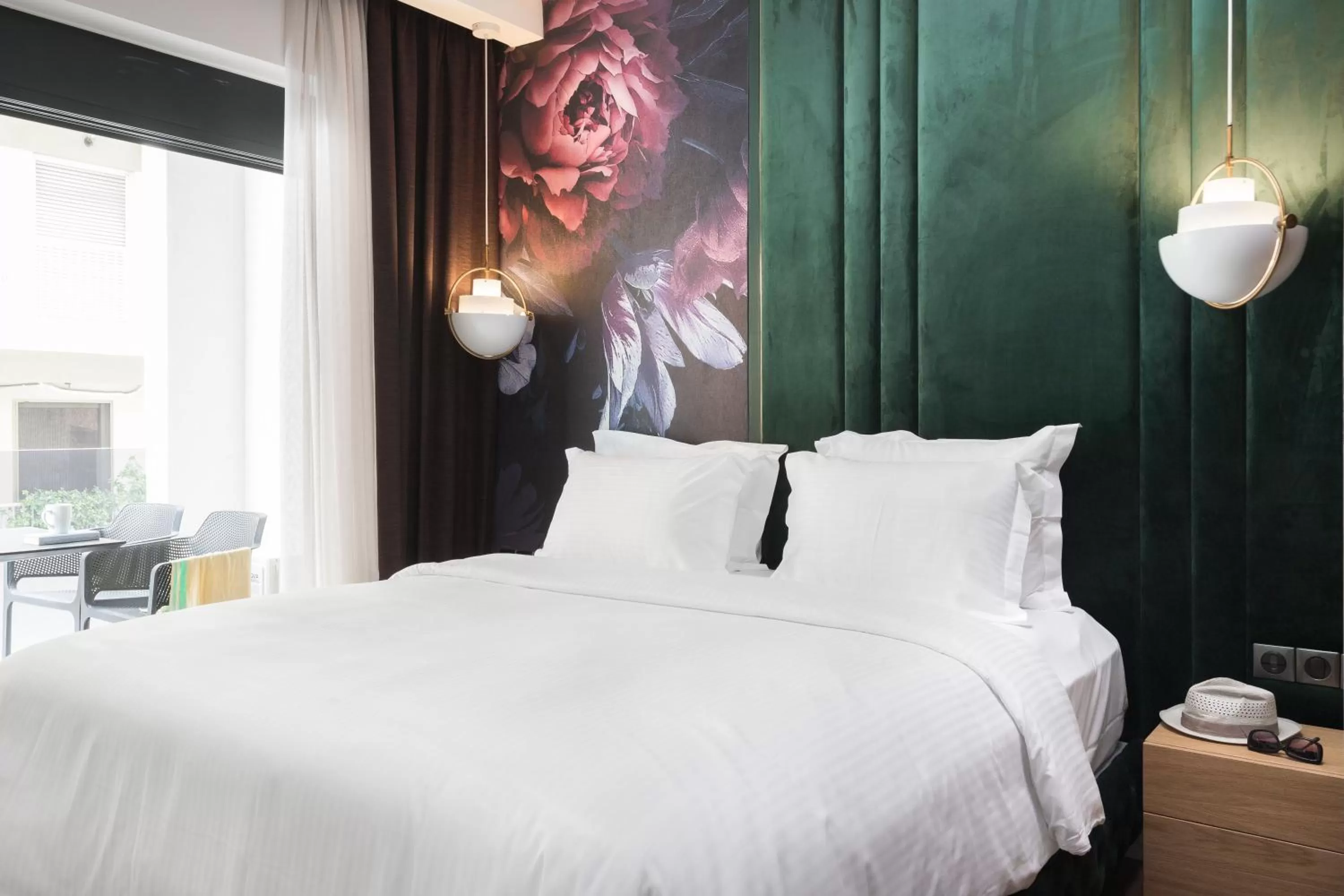 Bed in LUX&EASY Athens Downtown Apartments