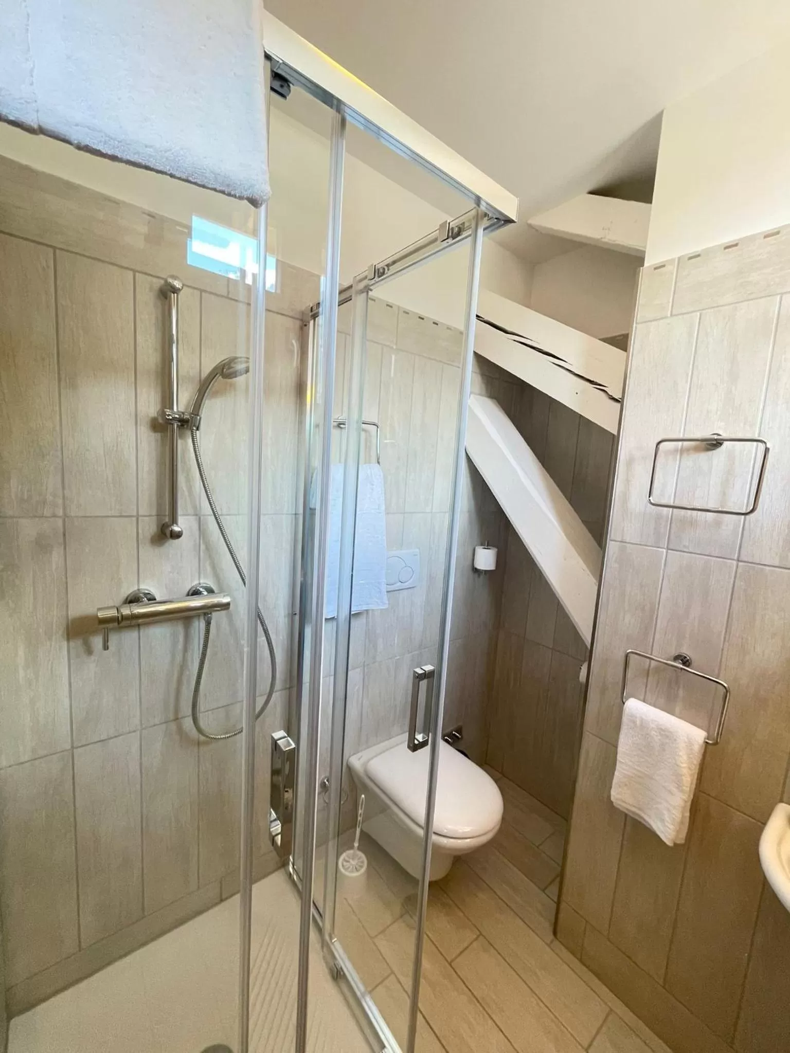 Shower in Hotel La Verticale