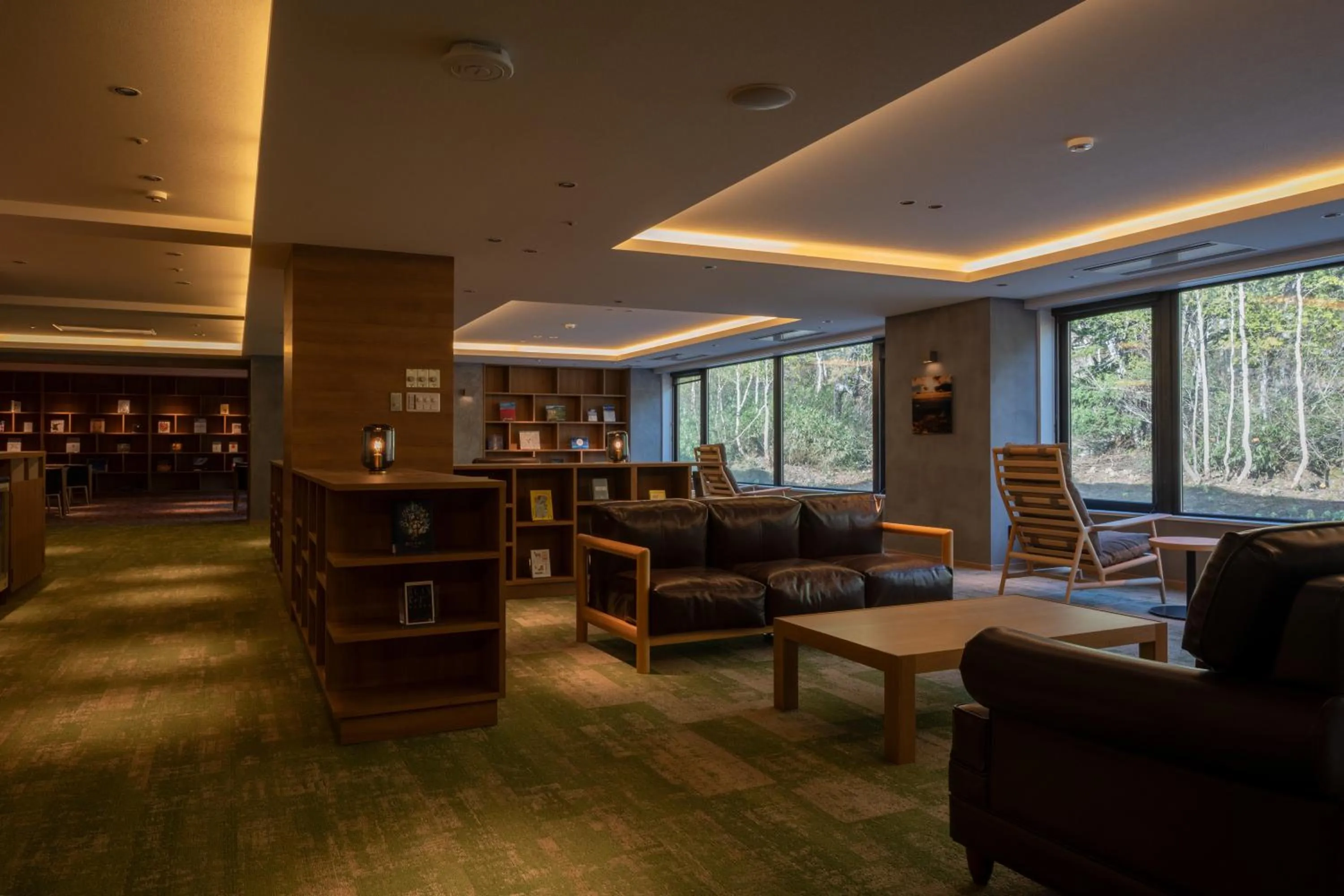 Library in Higashikawa Asahidake Onsen Hotel Bear Monte