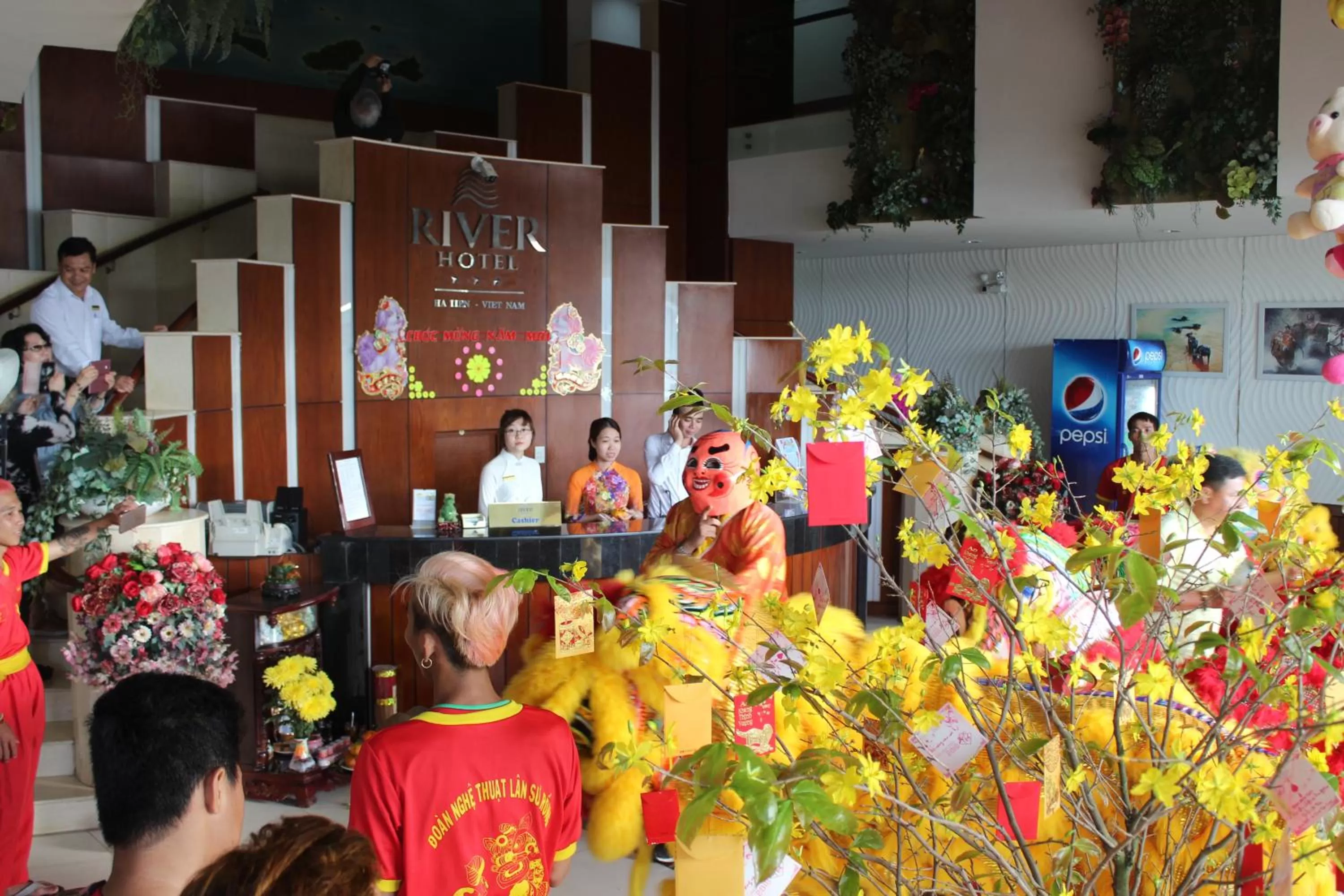 Entertainment in River Hotel