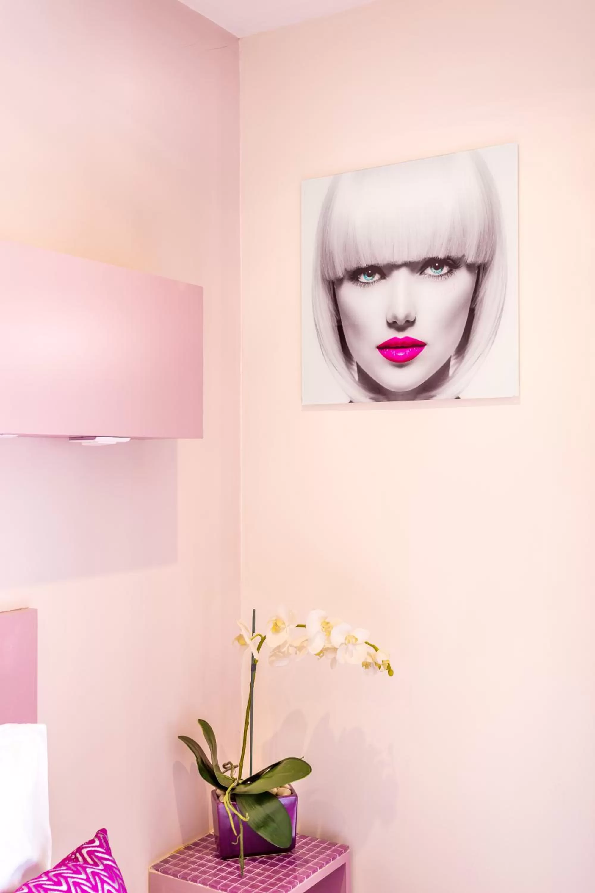 Decorative detail in Pink Hotel