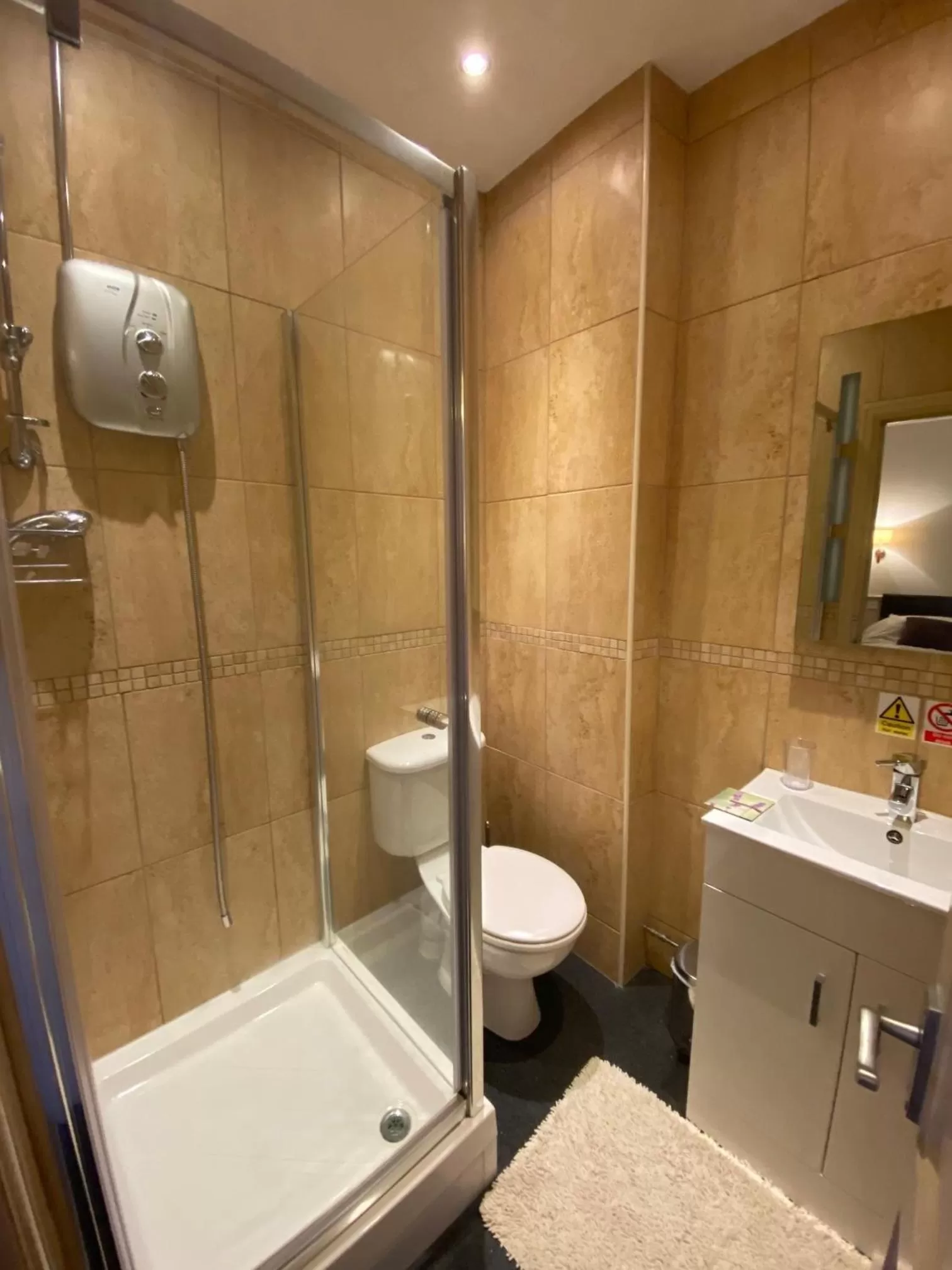 Bedroom in Queens Ground