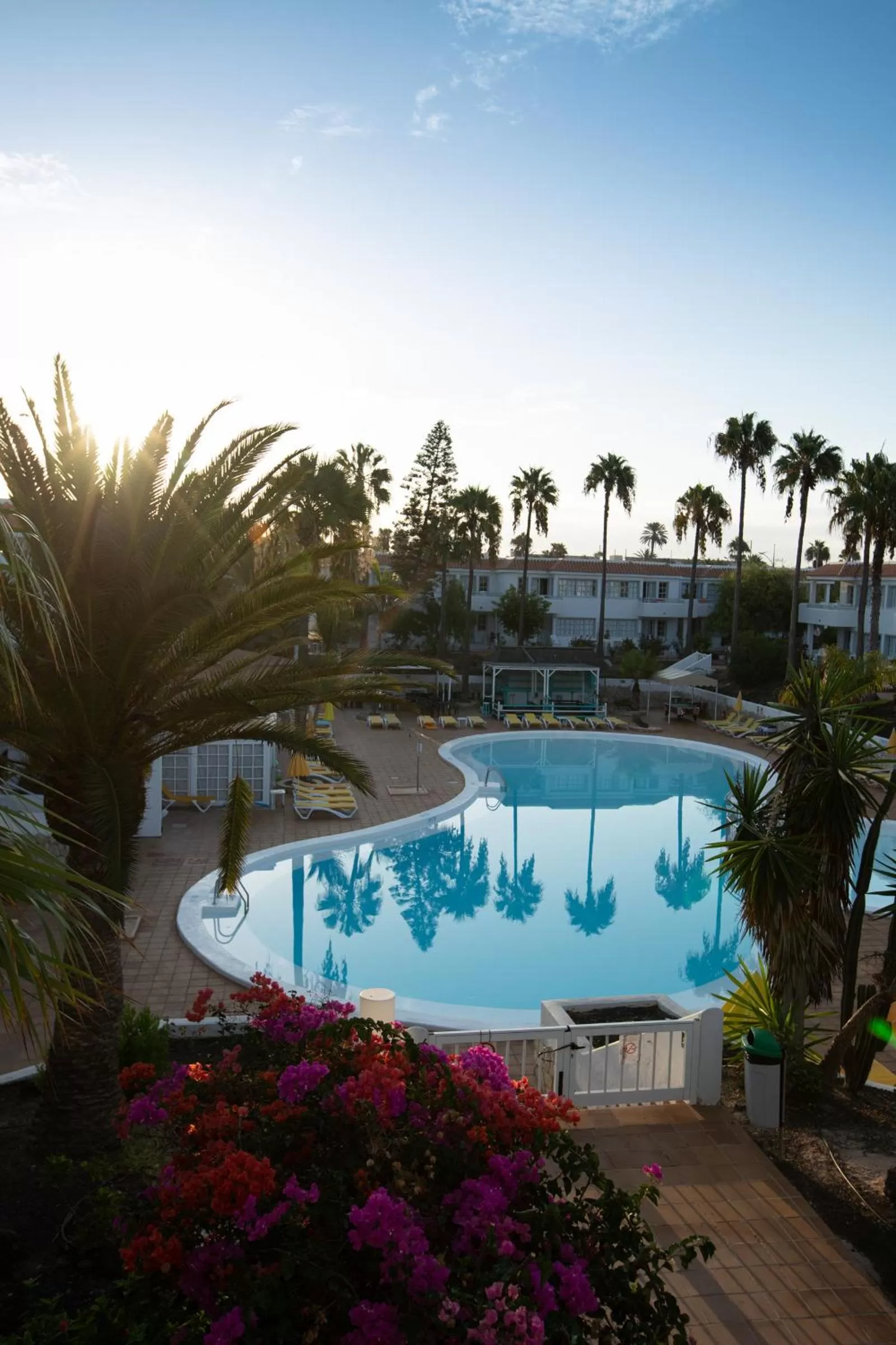 Swimming pool in Fuentepark Apartments