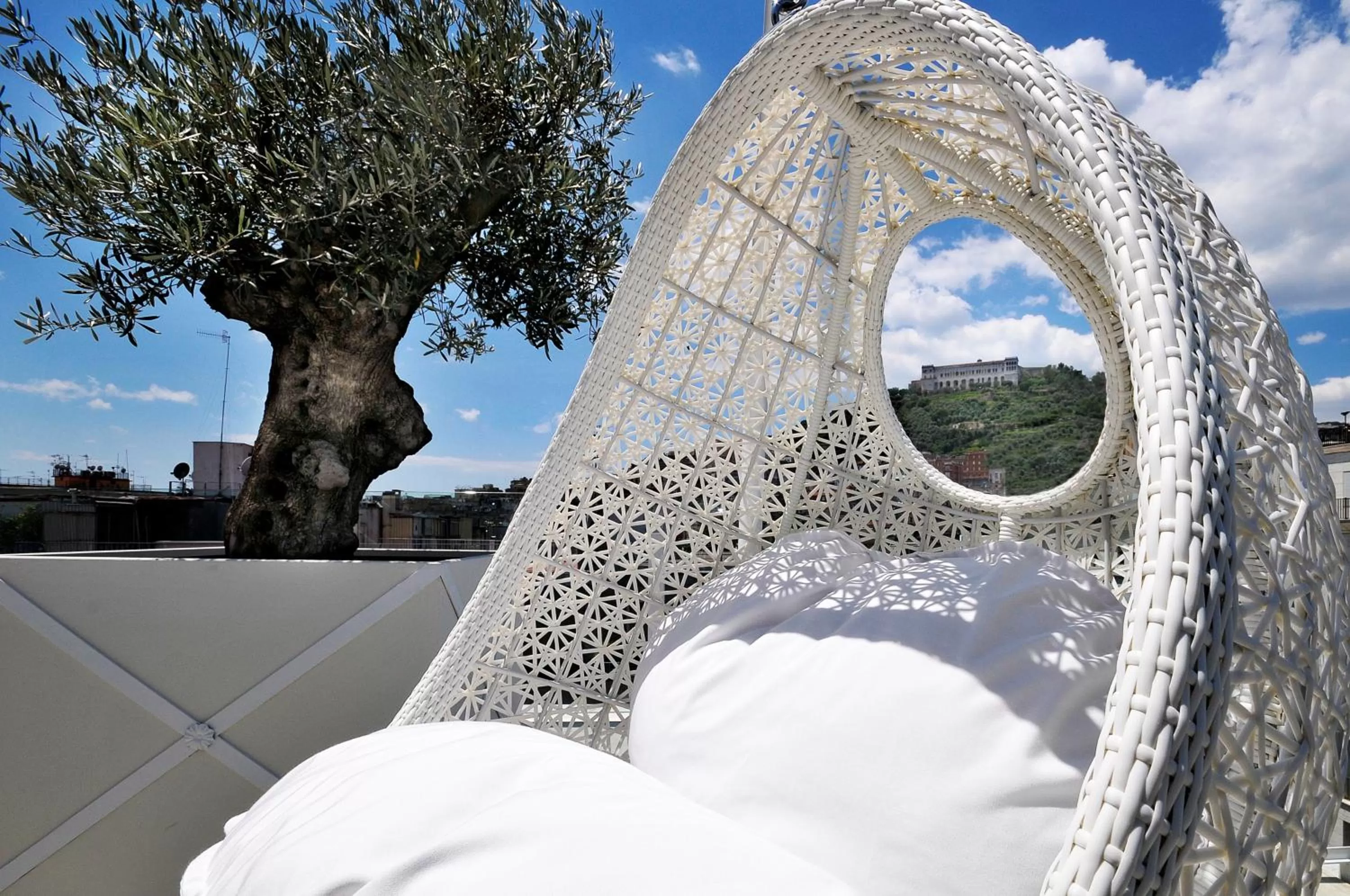 Day in Grand Hotel Oriente