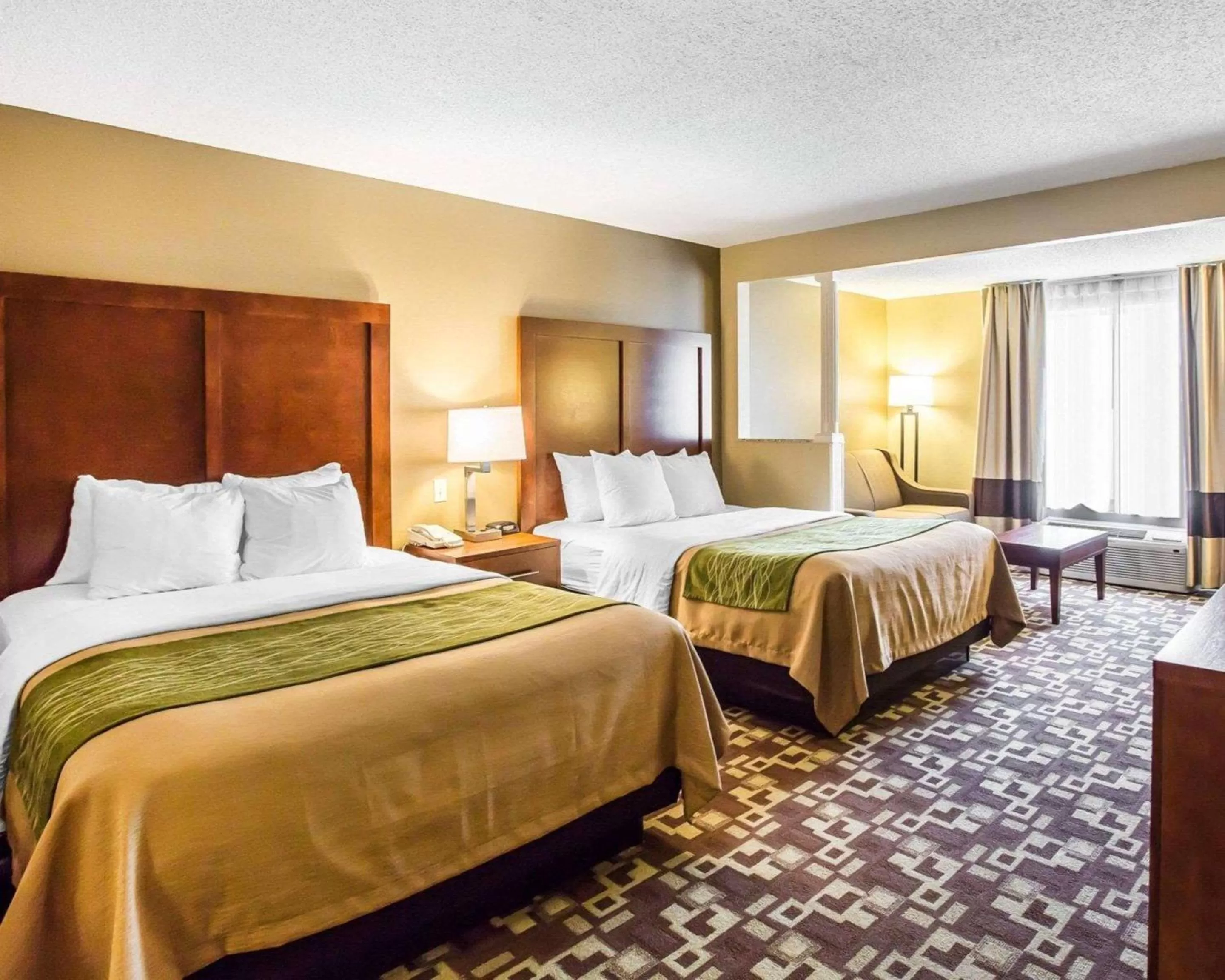 Queen Suite with Two Queen Beds - Non-Smoking in Comfort Inn & Suites Walterboro I-95