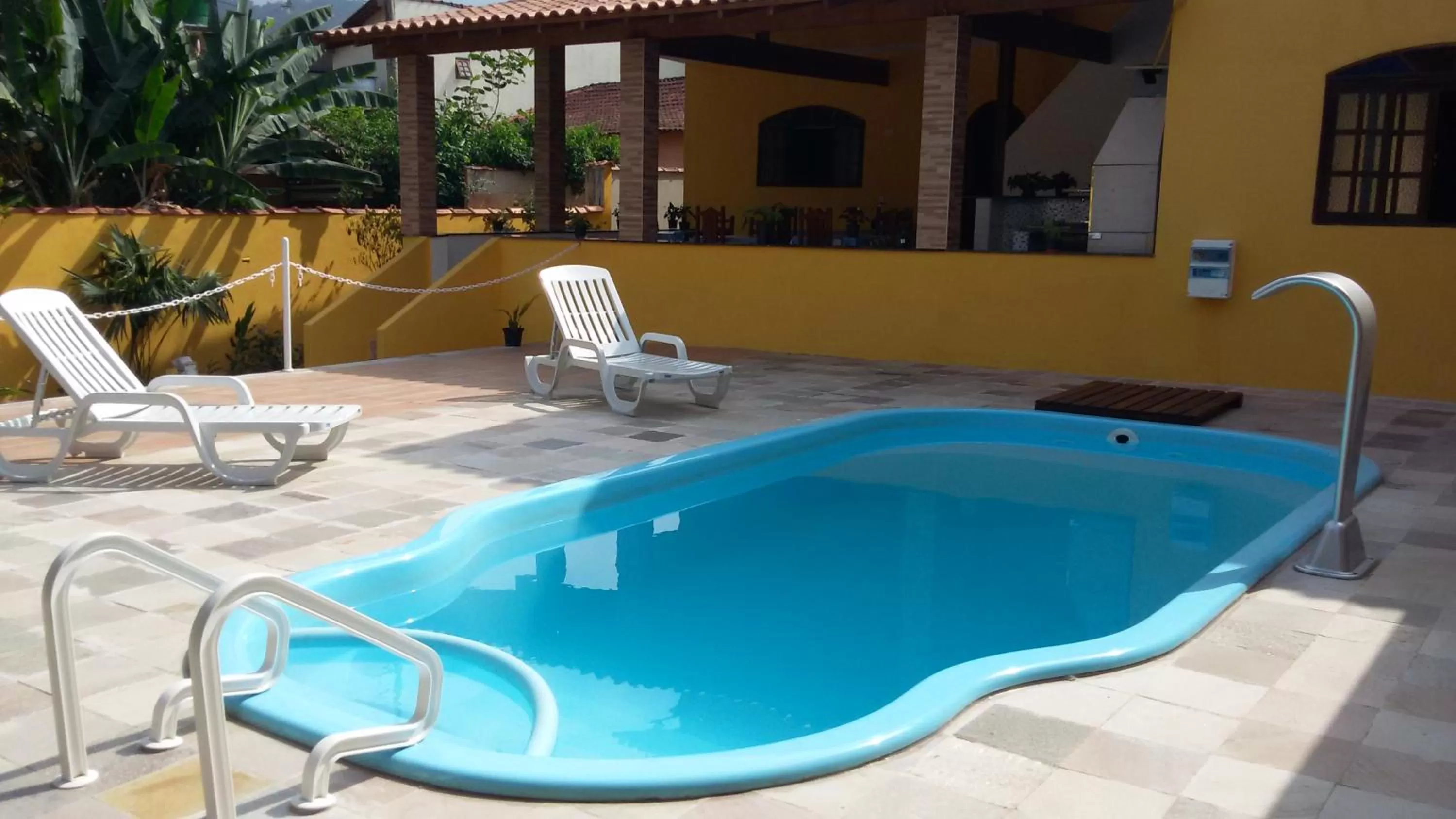 Lobby or reception, Swimming Pool in Pousada da Rose Paraty