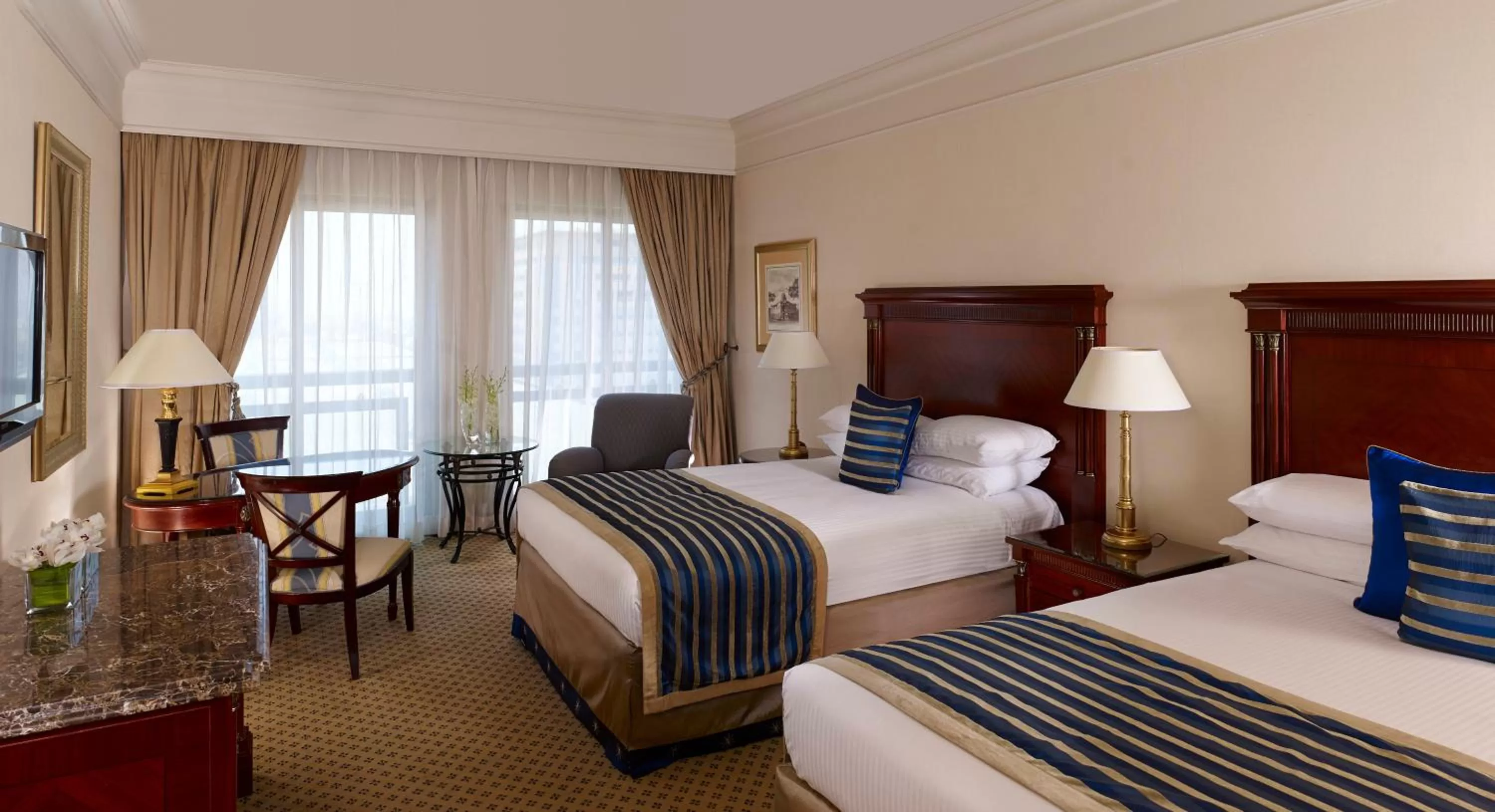 Photo of the whole room, Bed in Intercontinental Cairo Citystars by IHG