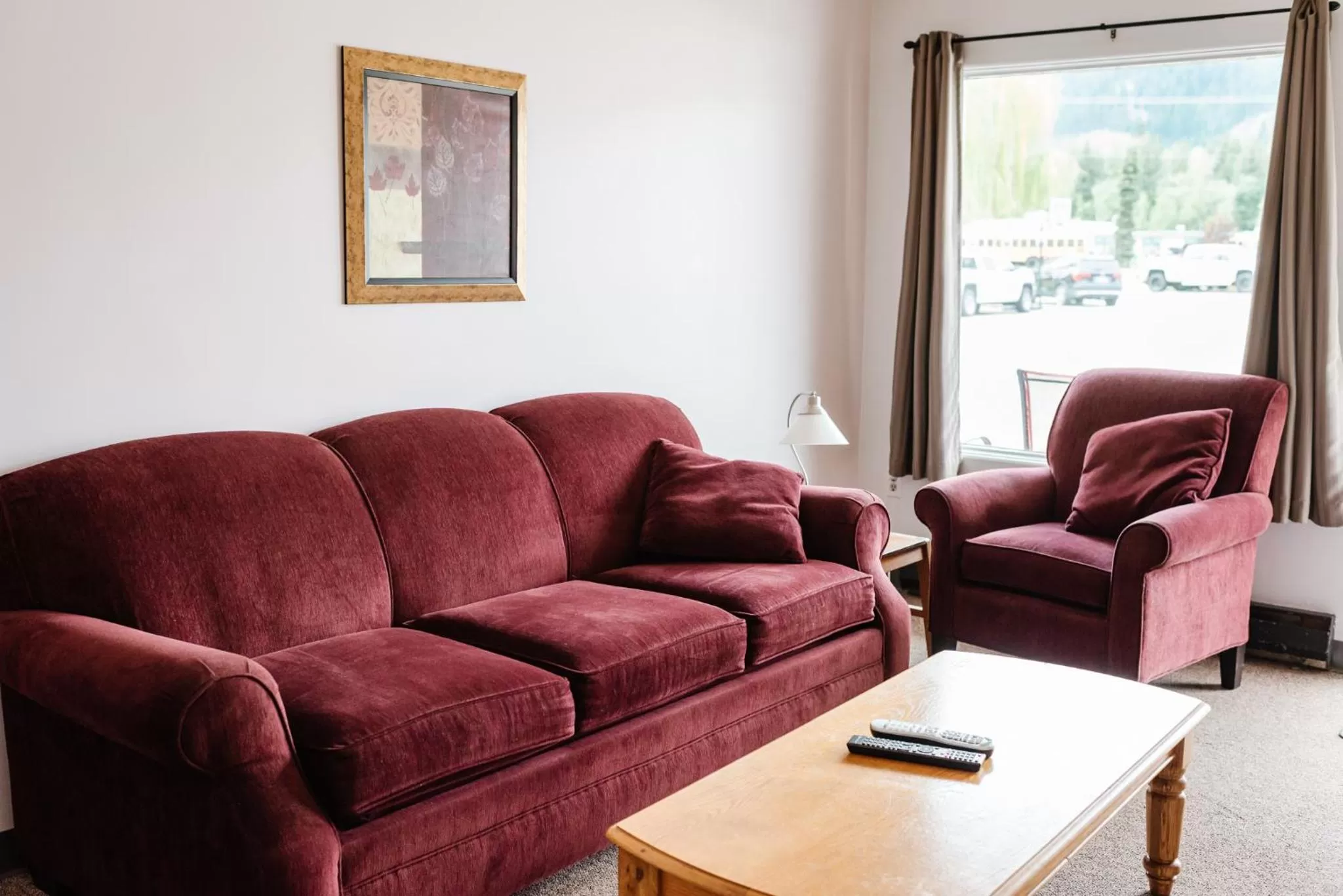 Living room in Paradise Motel