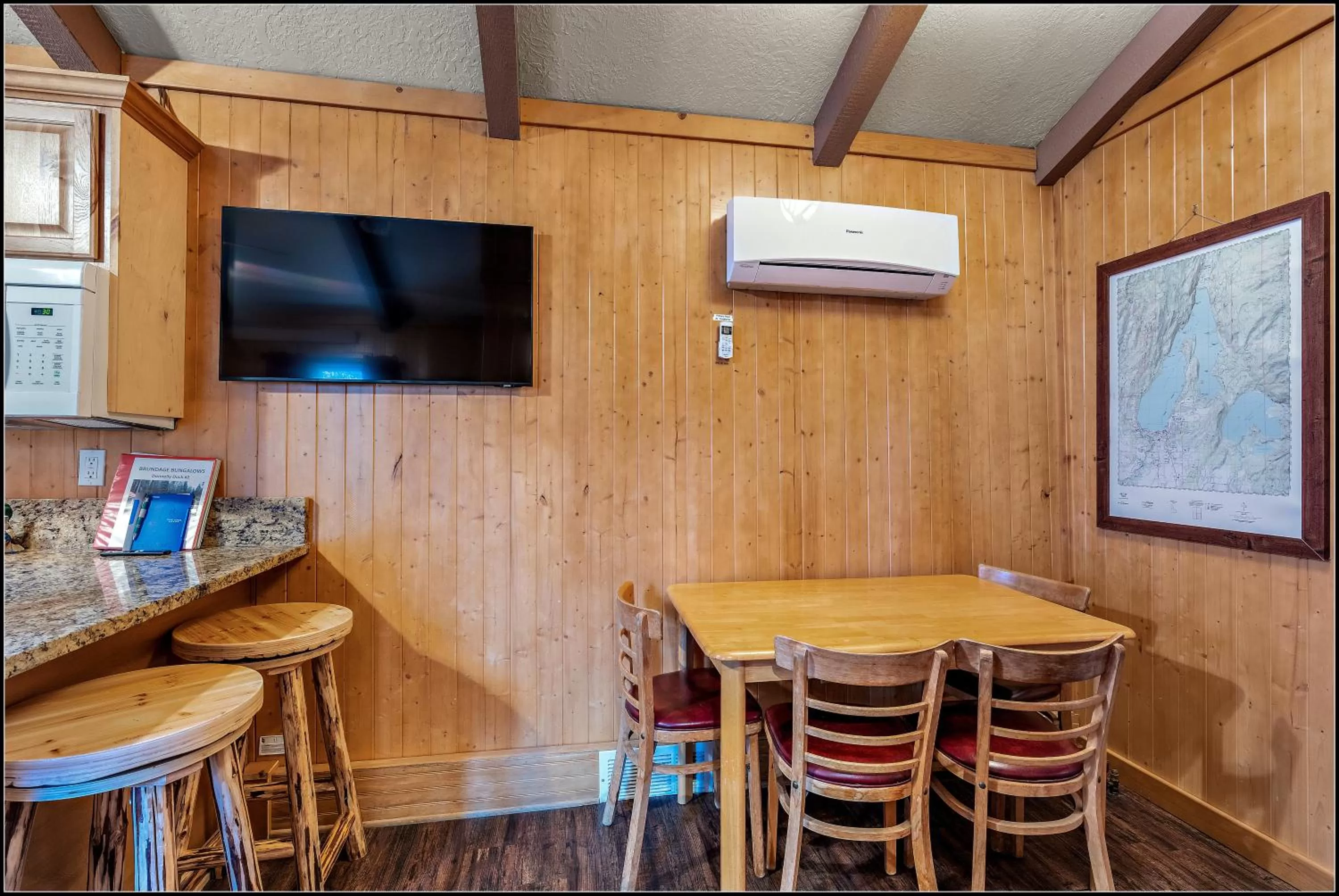 TV and multimedia in Brundage Bungalows