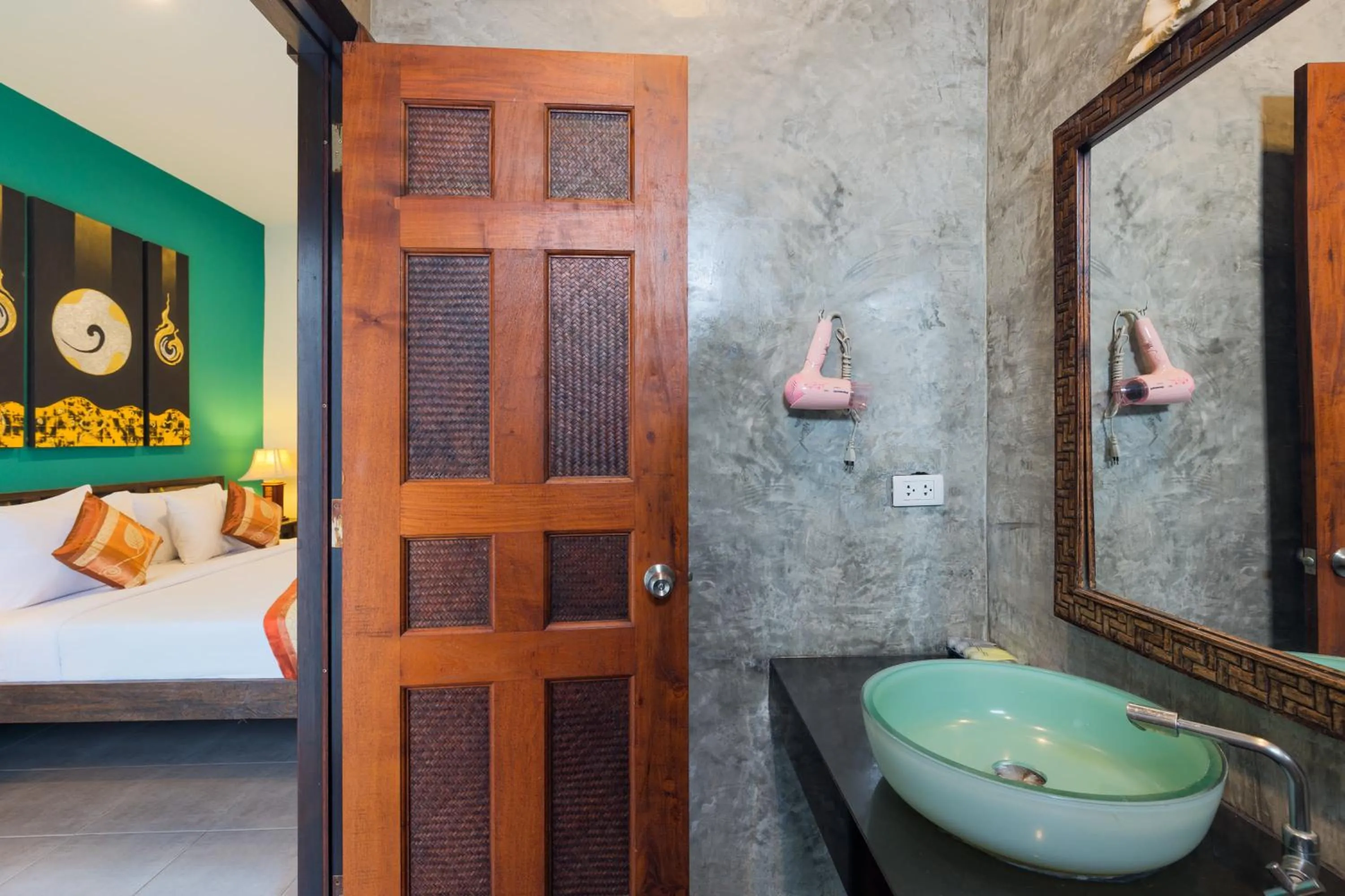 Bathroom, Bed in Seeka Boutique Resort