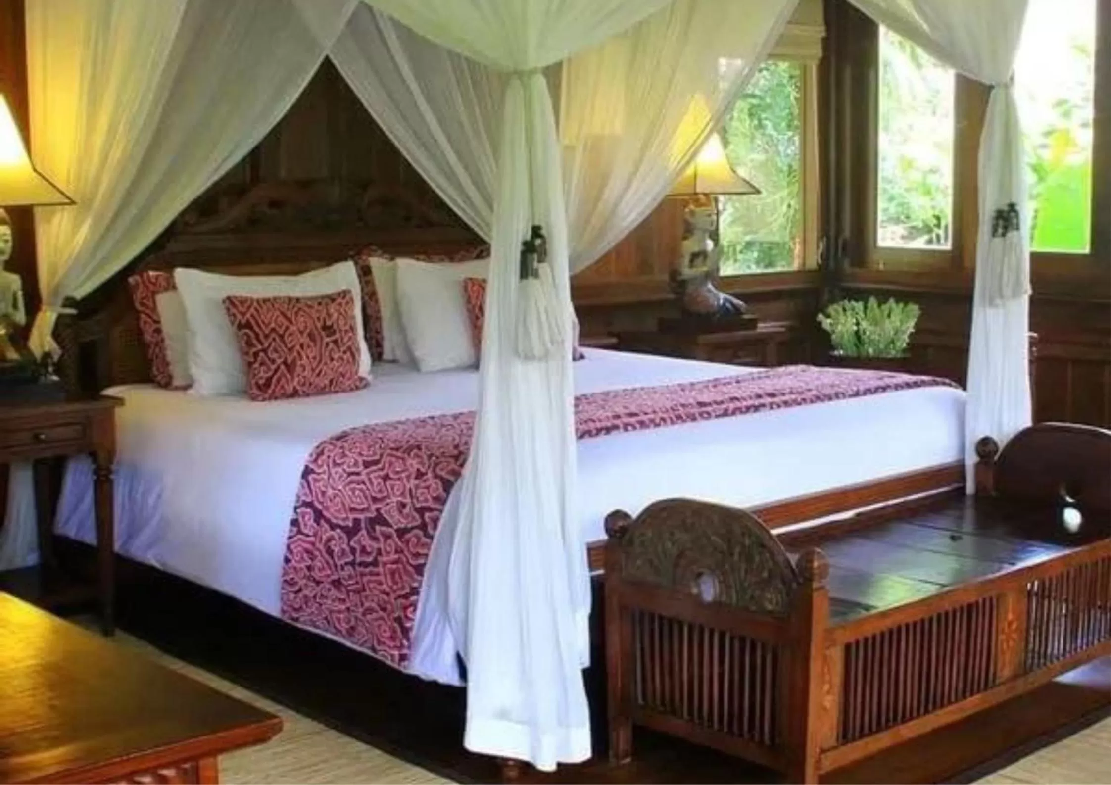 Property building, Bed in Ibah