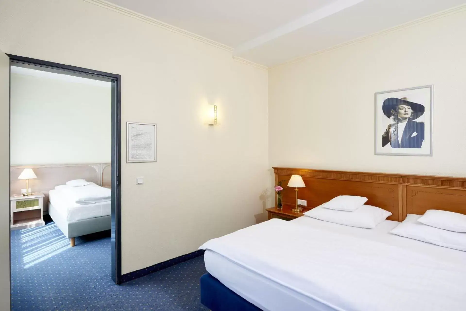 Family Room in Hollywood Media Hotel am Kurfürstendamm Family Room in Hollywood Media Hotel am Kurfürstendamm