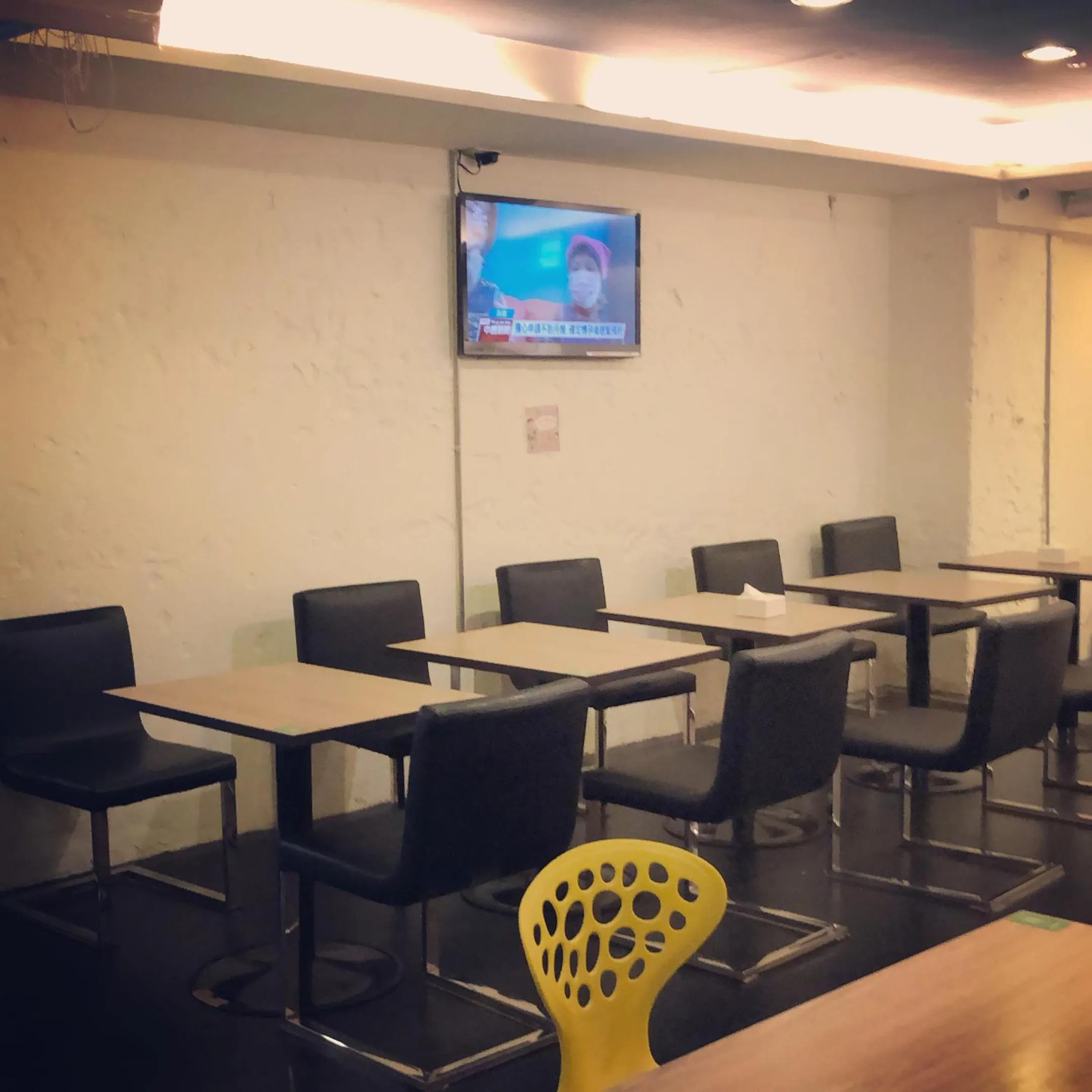 Restaurant/places to eat in Single inn- KAOHSIUNG LINSEN