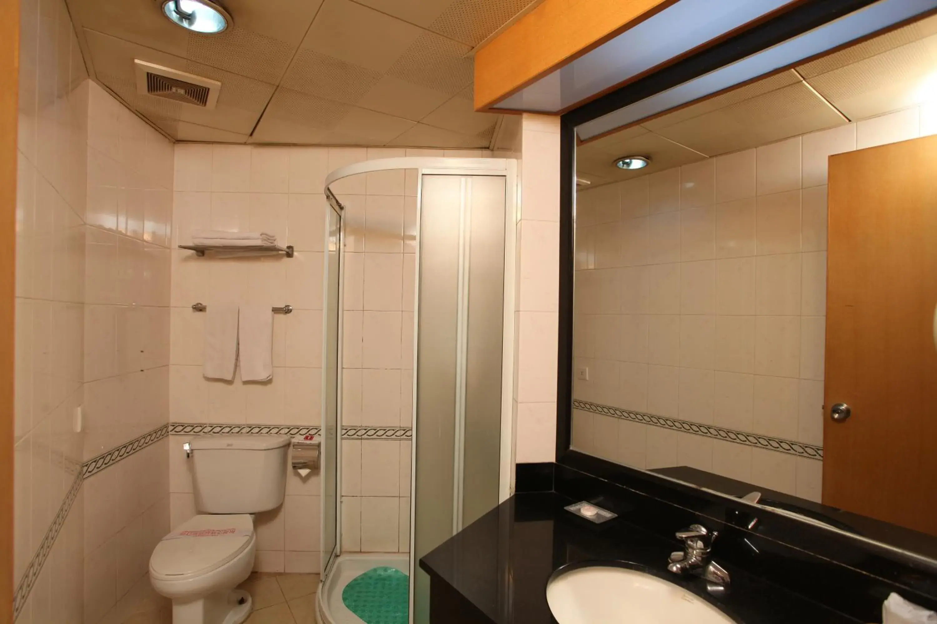 Standard Double Room in Xinhua Hotel Standard Double Room in Xinhua Hotel