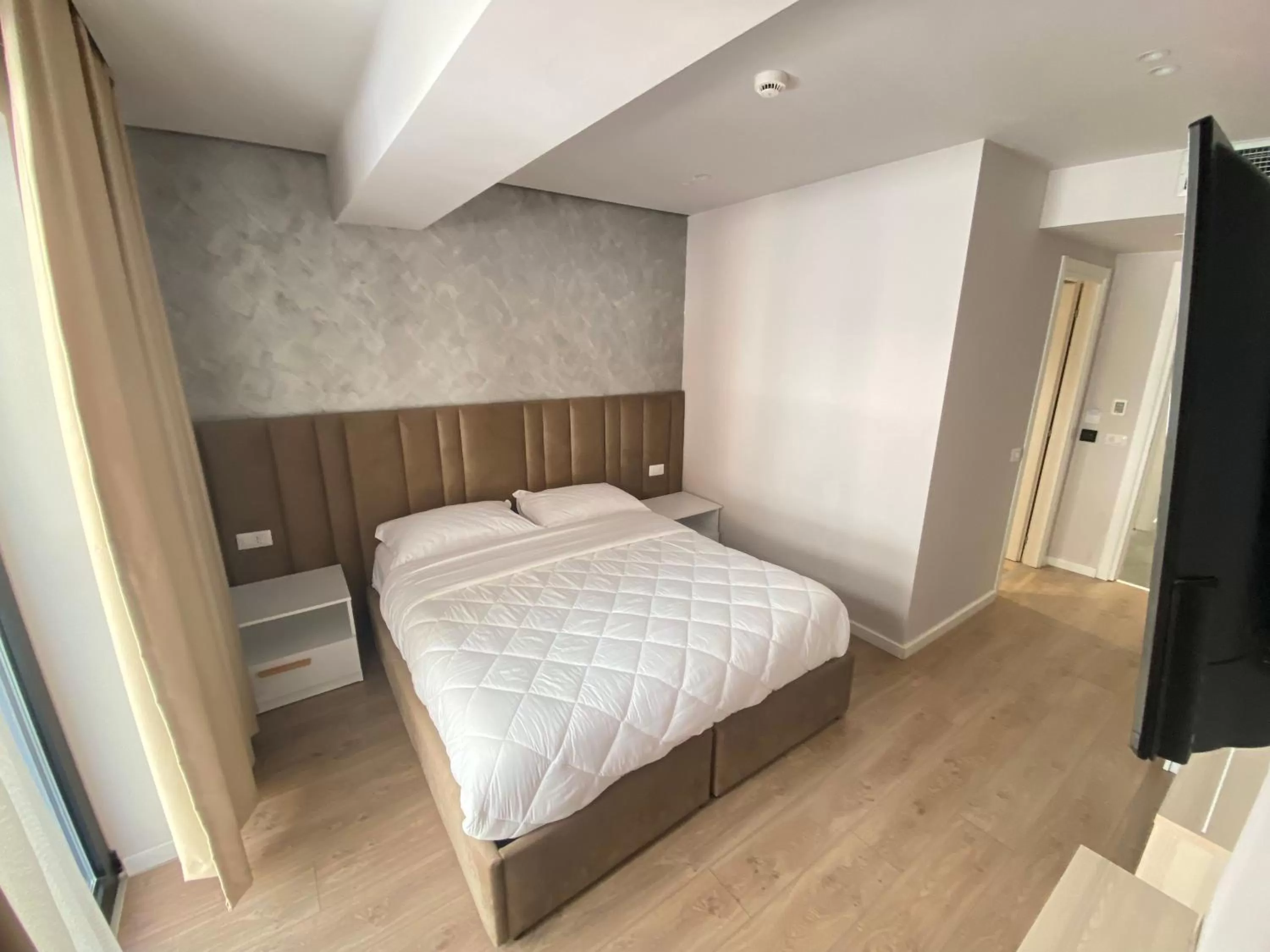 Bedroom, Bed in Hotel Alion