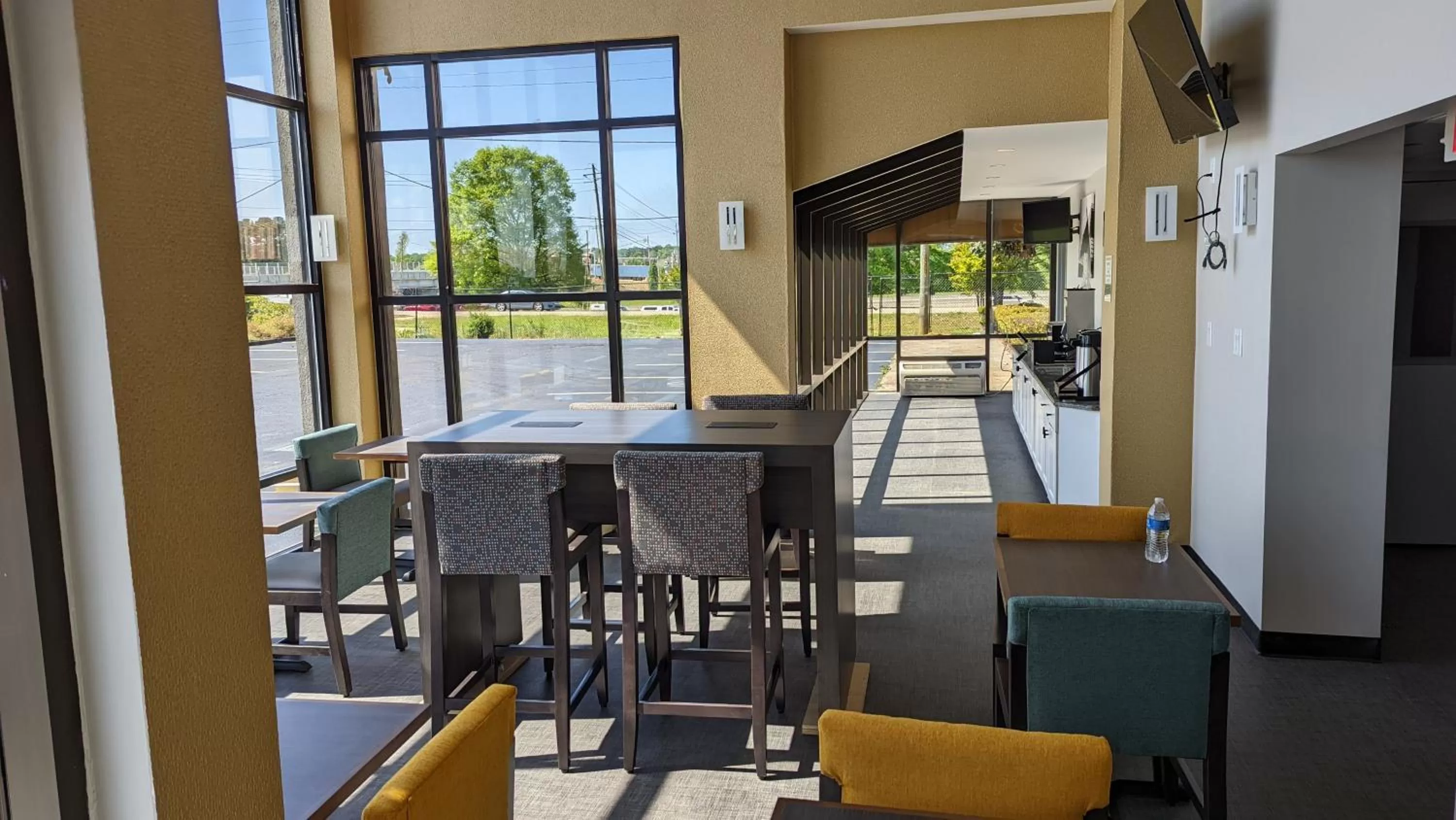 Breakfast in Clarion Pointe McDonough