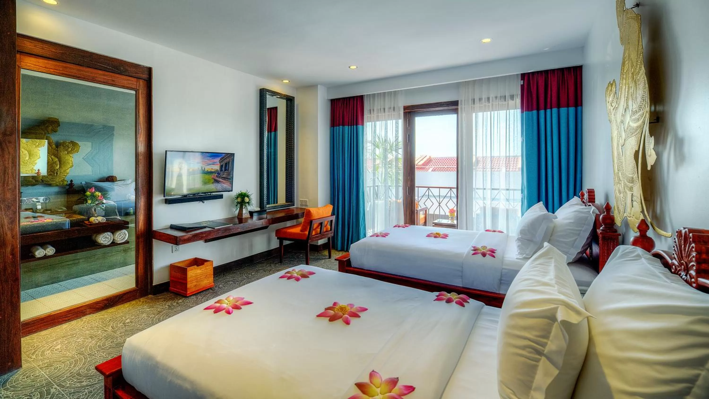 Bed in Golden Temple Retreat