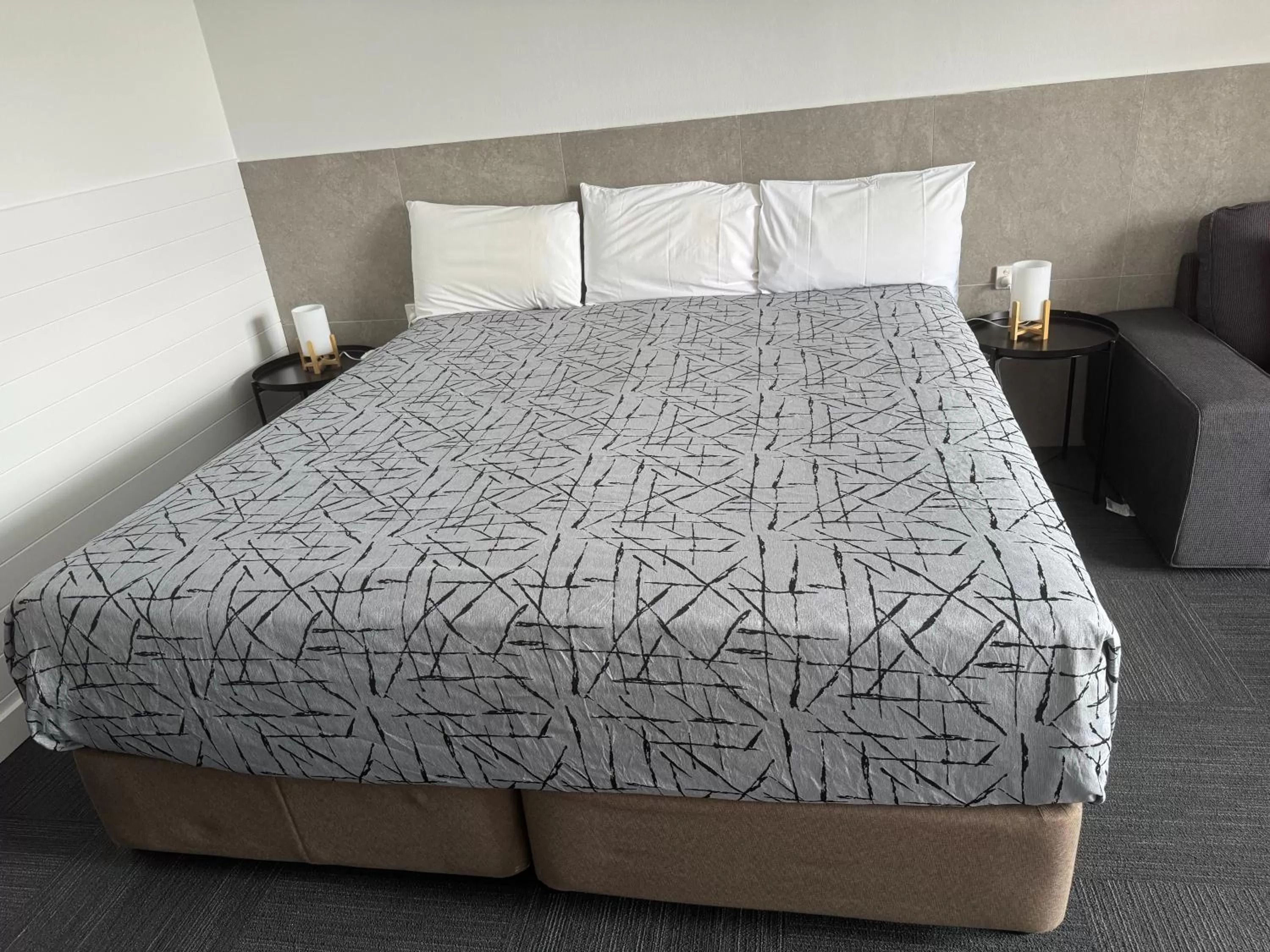 Bed in Longreach Motor Inn