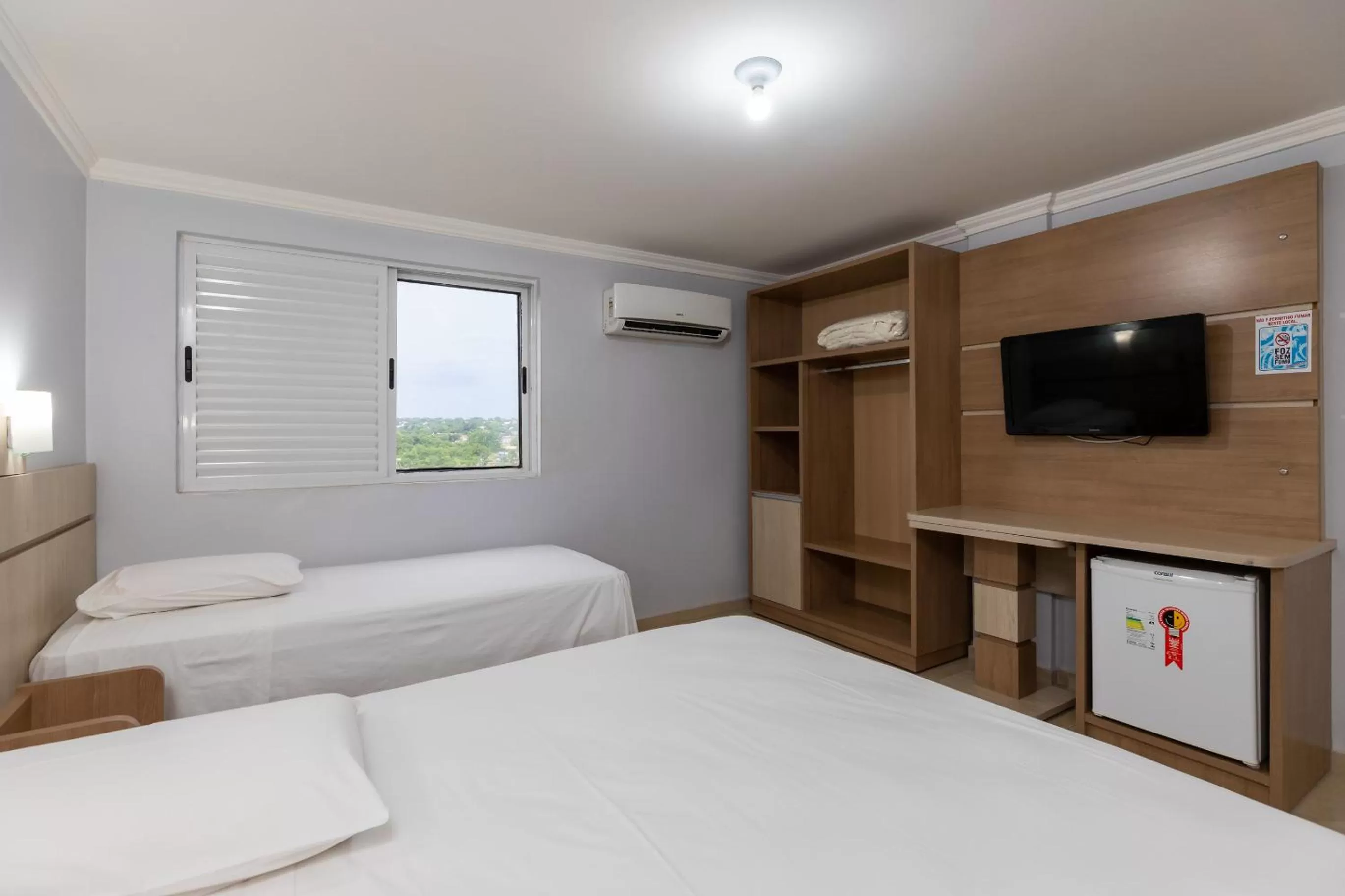 Bed in Hotel Baviera Iguassu