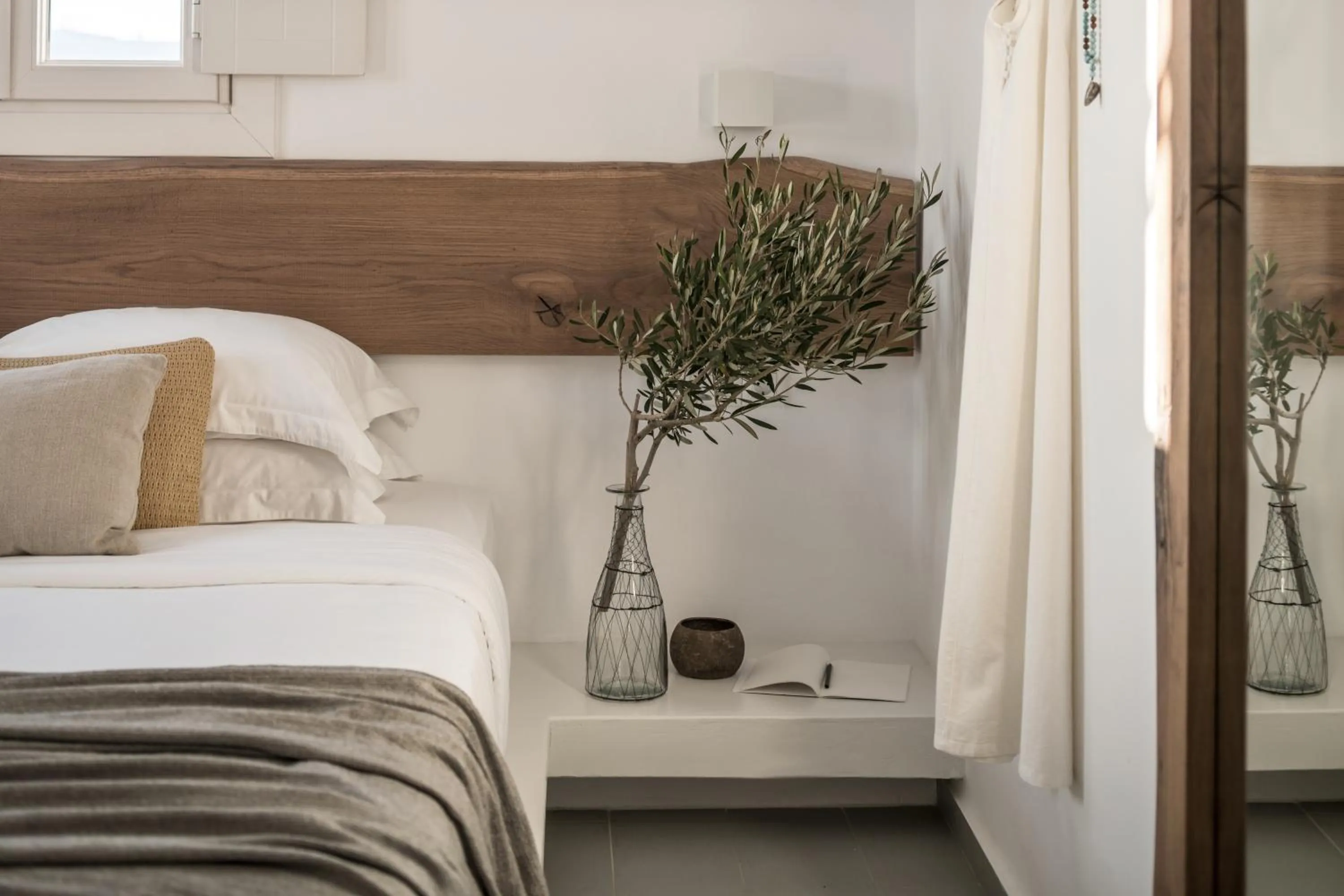 Bedroom, Bed in A Hotel Mykonos