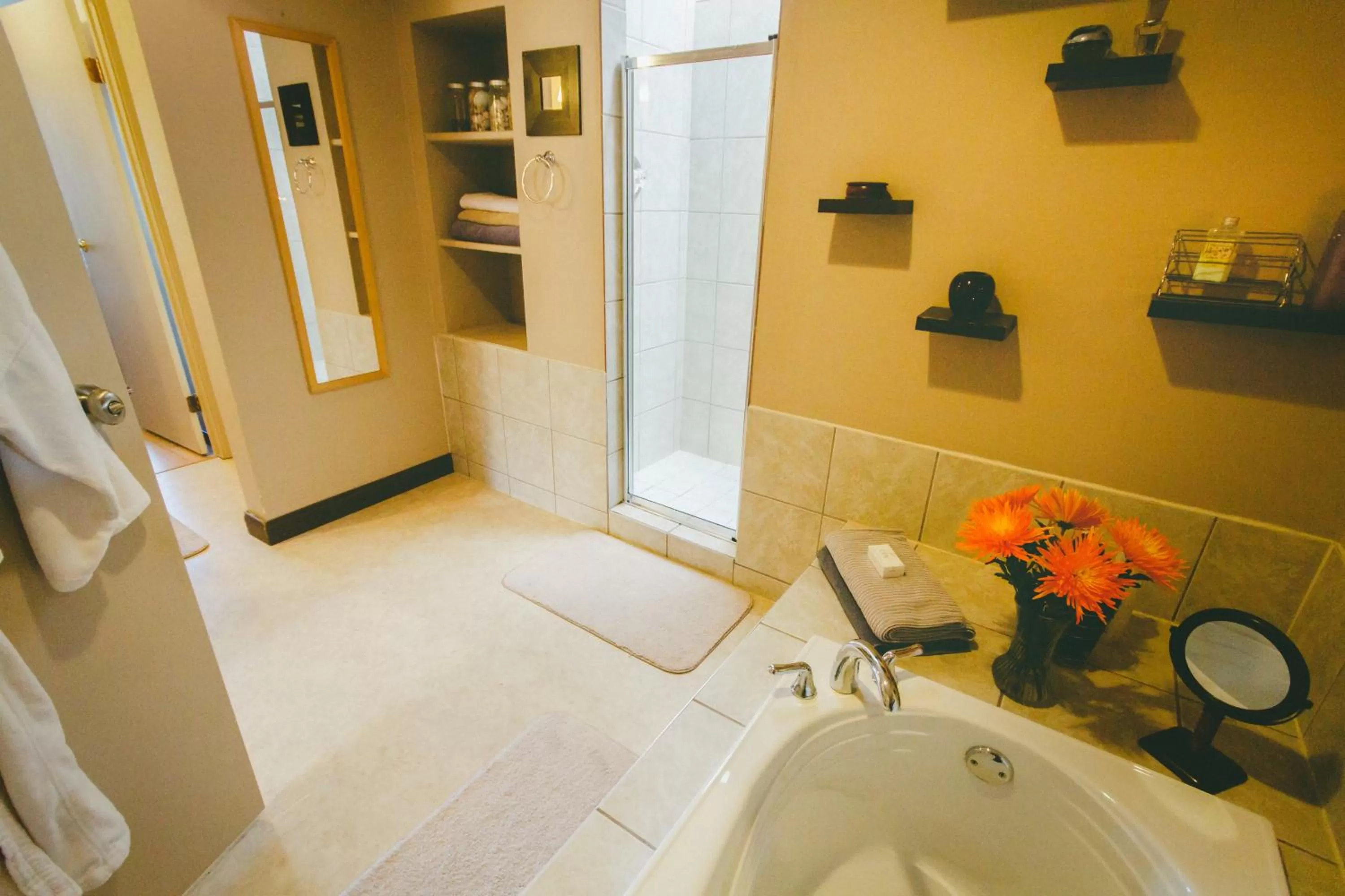 Bathroom in Tall Trees Bed & Breakfast